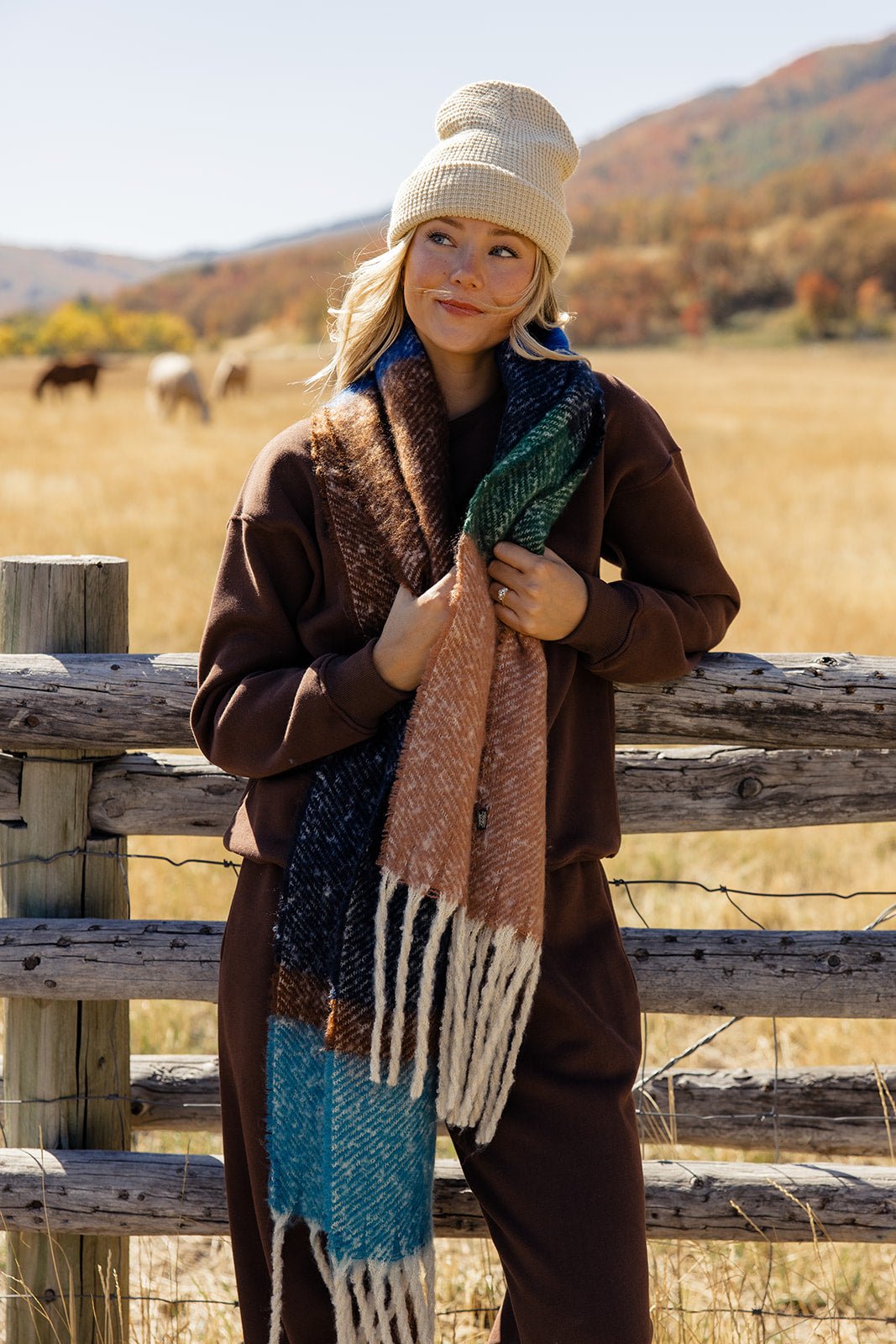 Cold Wind Colorblock Scarf