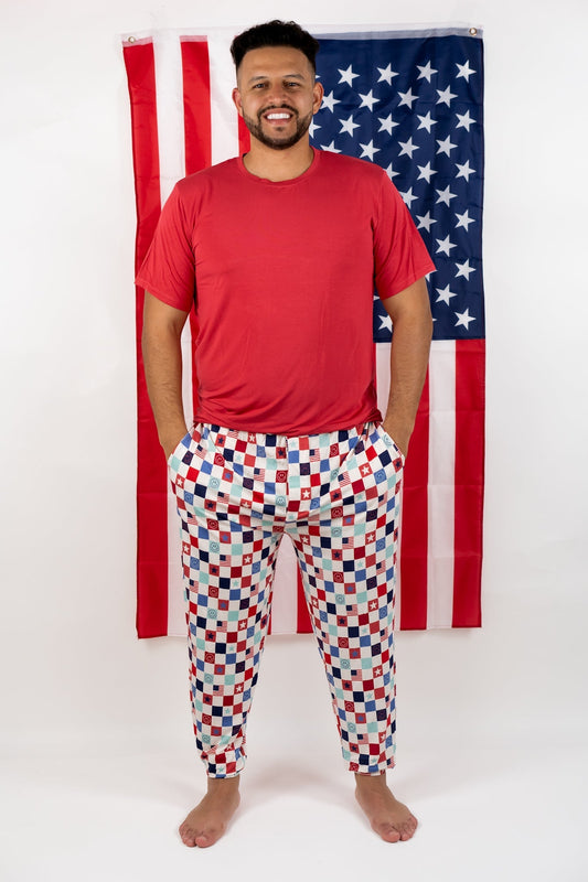 HOME OF THE FREE CHECKERS SHORT SLEEVE MEN'S DREAM JOGGER SET