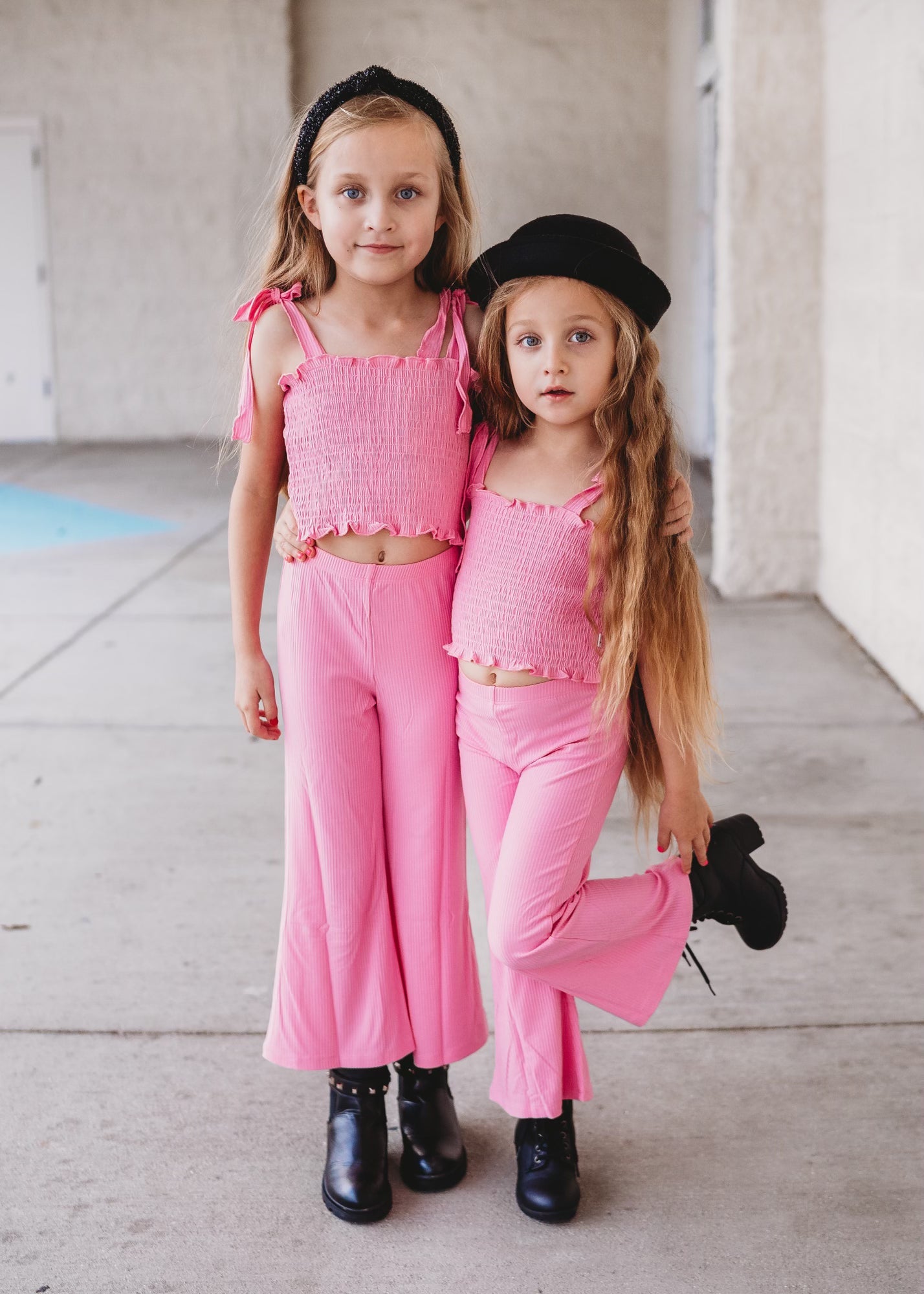 BUBBLEGUM RIB DREAM SMOCKED FLARE SET