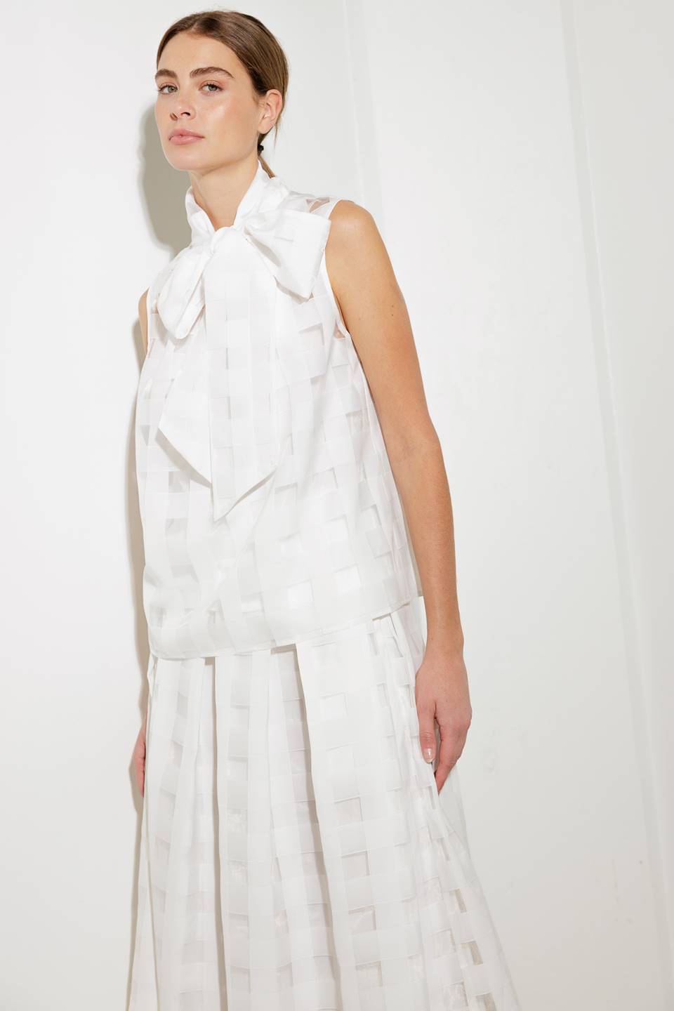 LIVE FOR US WHITE WOVEN ORGANZA TOP