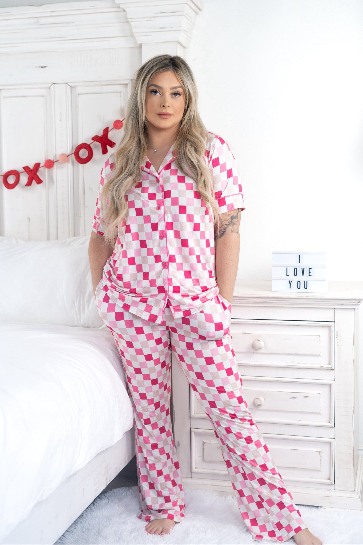 Dreamy Pink Checkers Women's Short Sleeve Relaxed Flare Dream Set