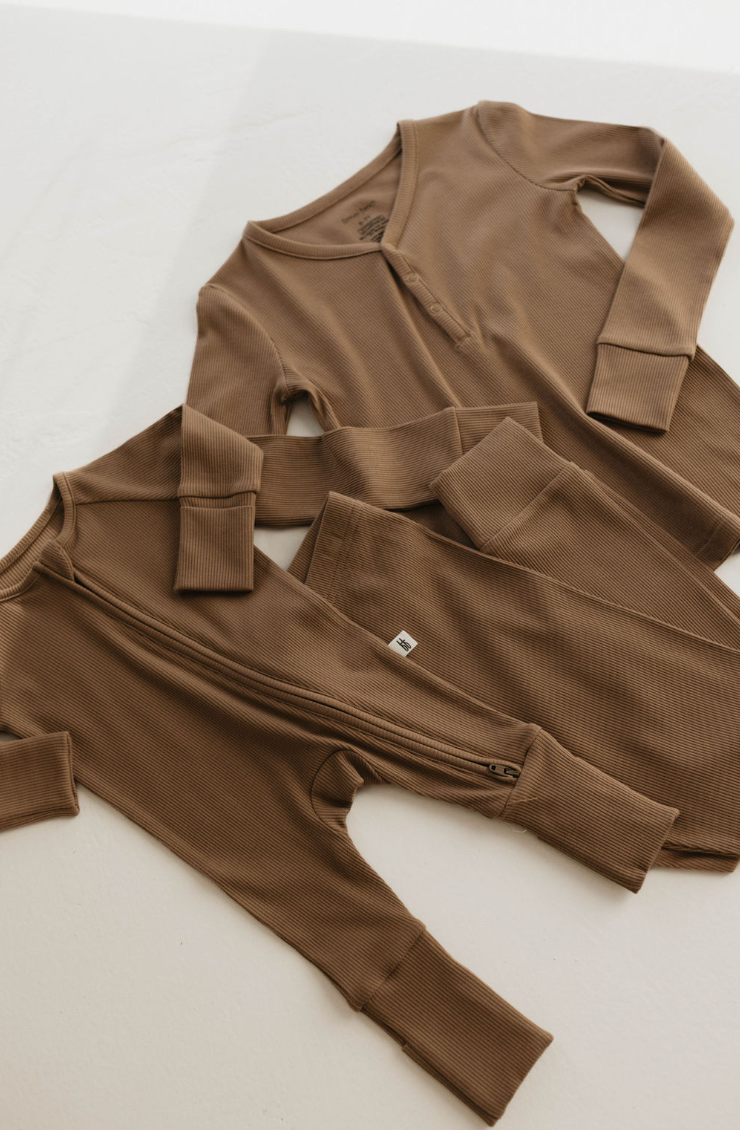 Bamboo Zip Pajamas | Ribbed Milk Chocolate