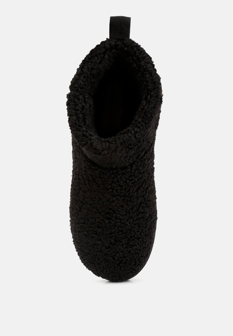 Anatole Fleece Exterior Fluffy Boots - Mack & Harvie