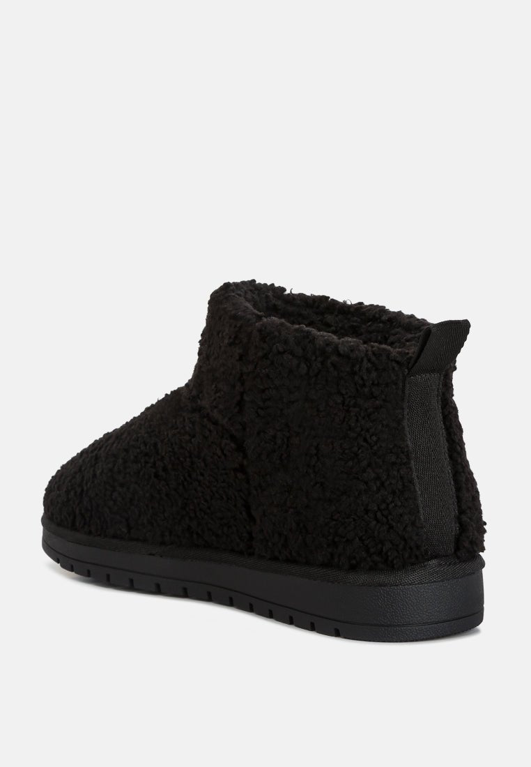 Anatole Fleece Exterior Fluffy Boots - Mack & Harvie