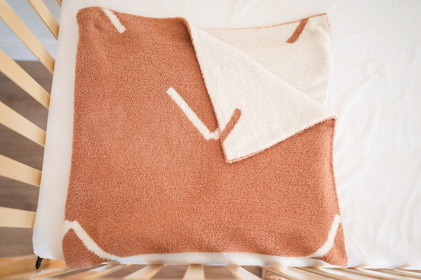 Arrow Blanket - Caramel/Cream - Mack & Harvie