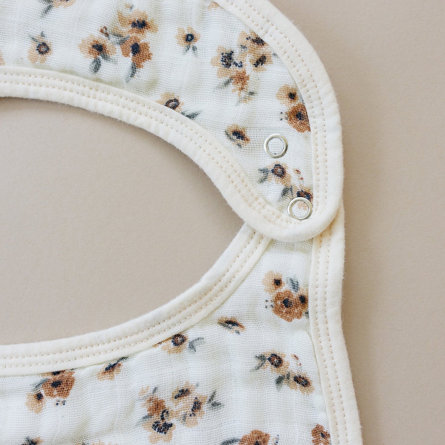 Autumn Bloom Classic Muslin Bib - Mack & Harvie