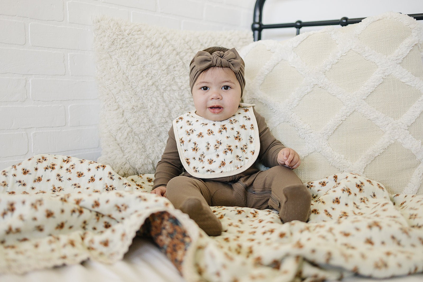 Autumn Bloom Classic Muslin Bib - Mack & Harvie