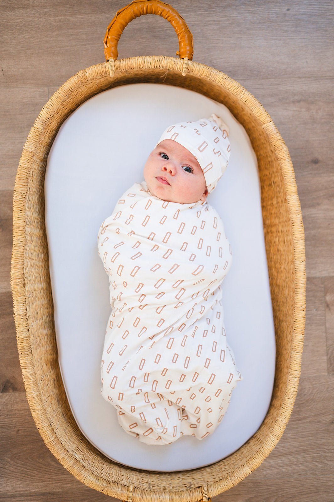 Bamboo Stretch Swaddle - Neutral Rectangle - Mack & Harvie