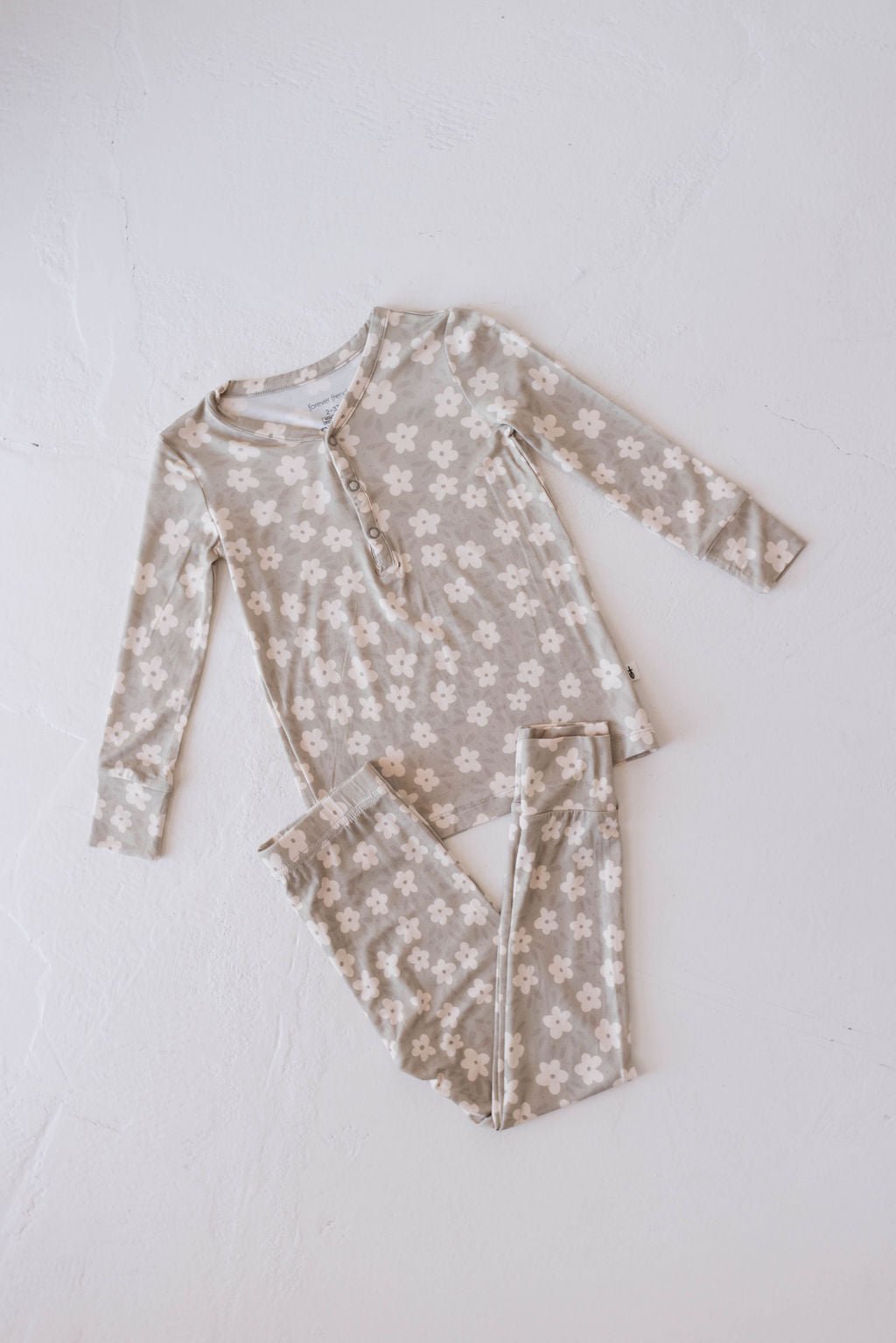 Bamboo Two Piece Pajamas | French Gray Floral - Mack & Harvie