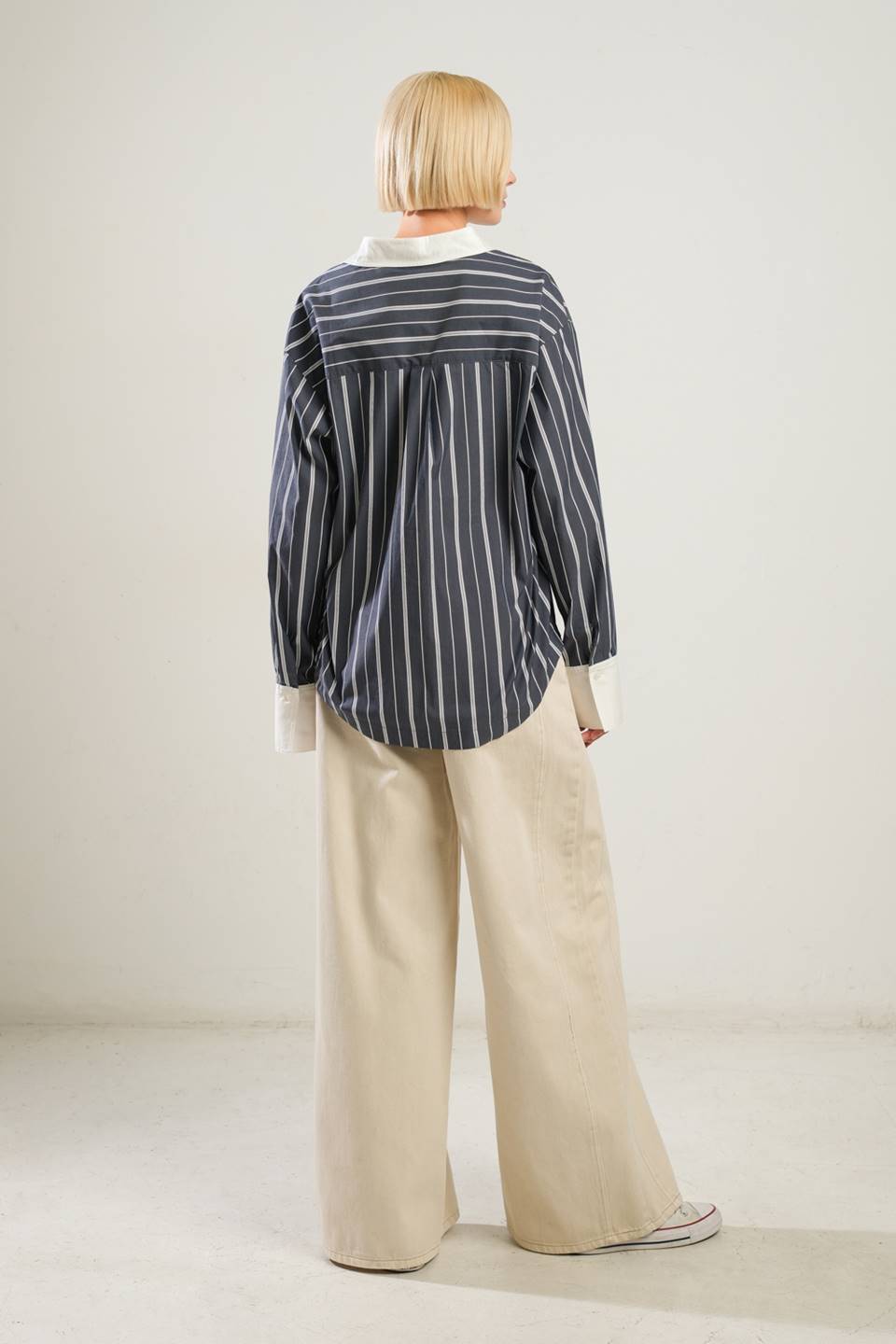 BEHIND THE GRIN WOVEN TOP - Mack & Harvie