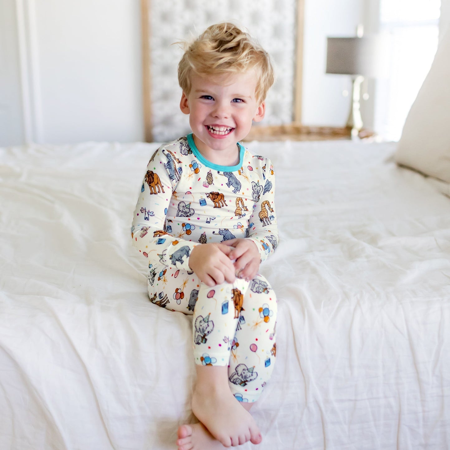 Birthday Party Animals Take the Cake Long Sleeve Pajama Set (12M - 12Y) - Mack & Harvie