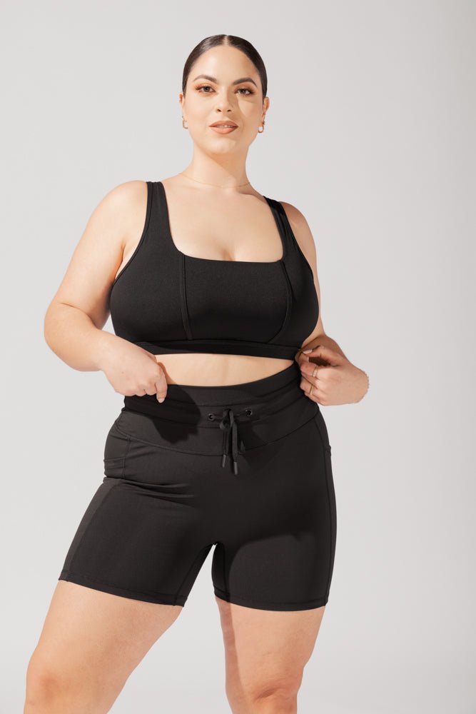 Cargo Booty Short - Black - Mack & Harvie