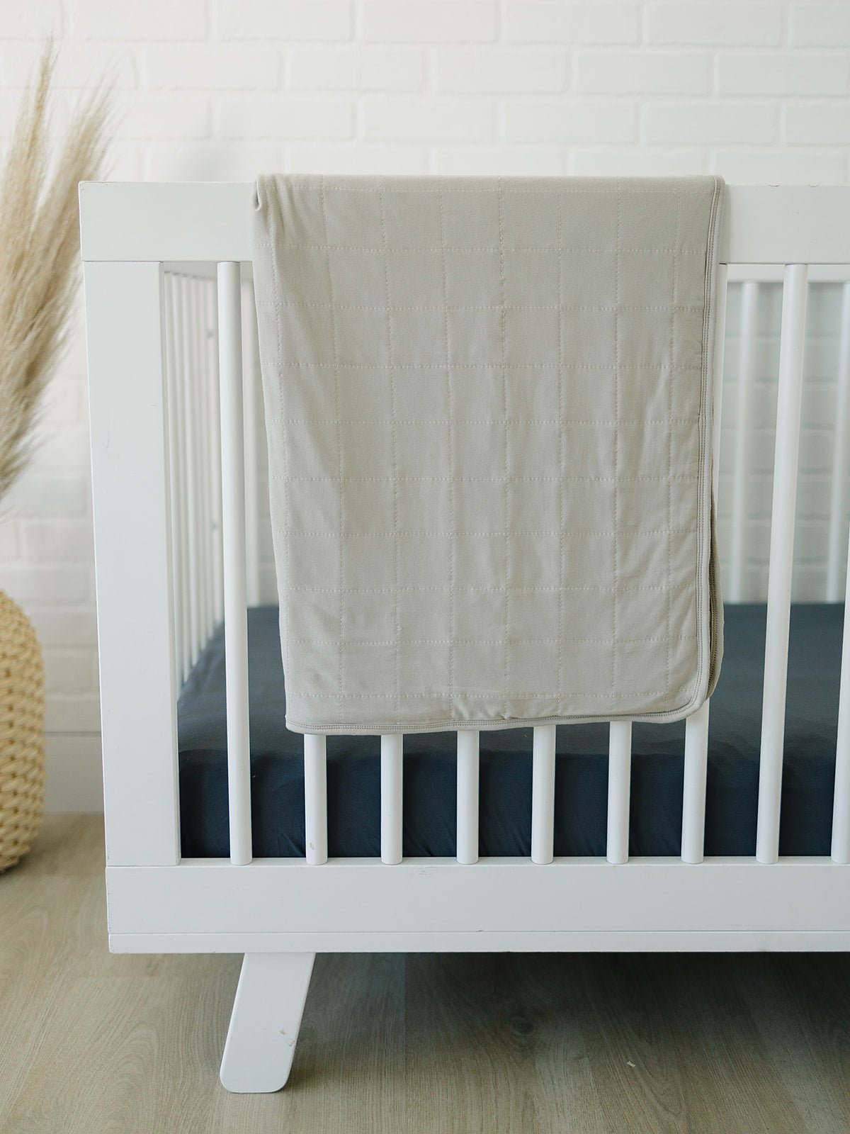 Charcoal Bamboo Stretch Crib Sheet - Mack & Harvie