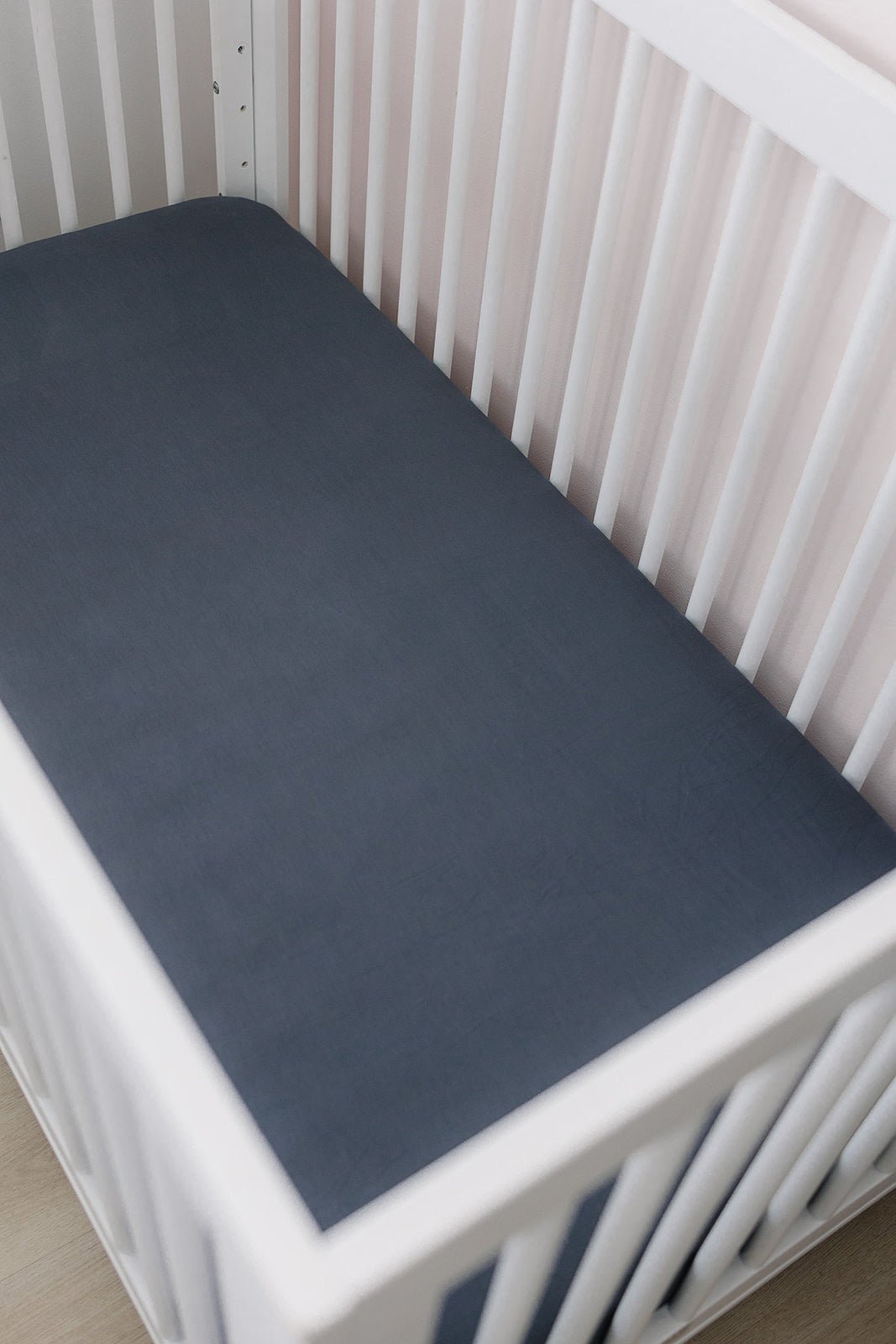 Charcoal Bamboo Stretch Crib Sheet - Mack & Harvie