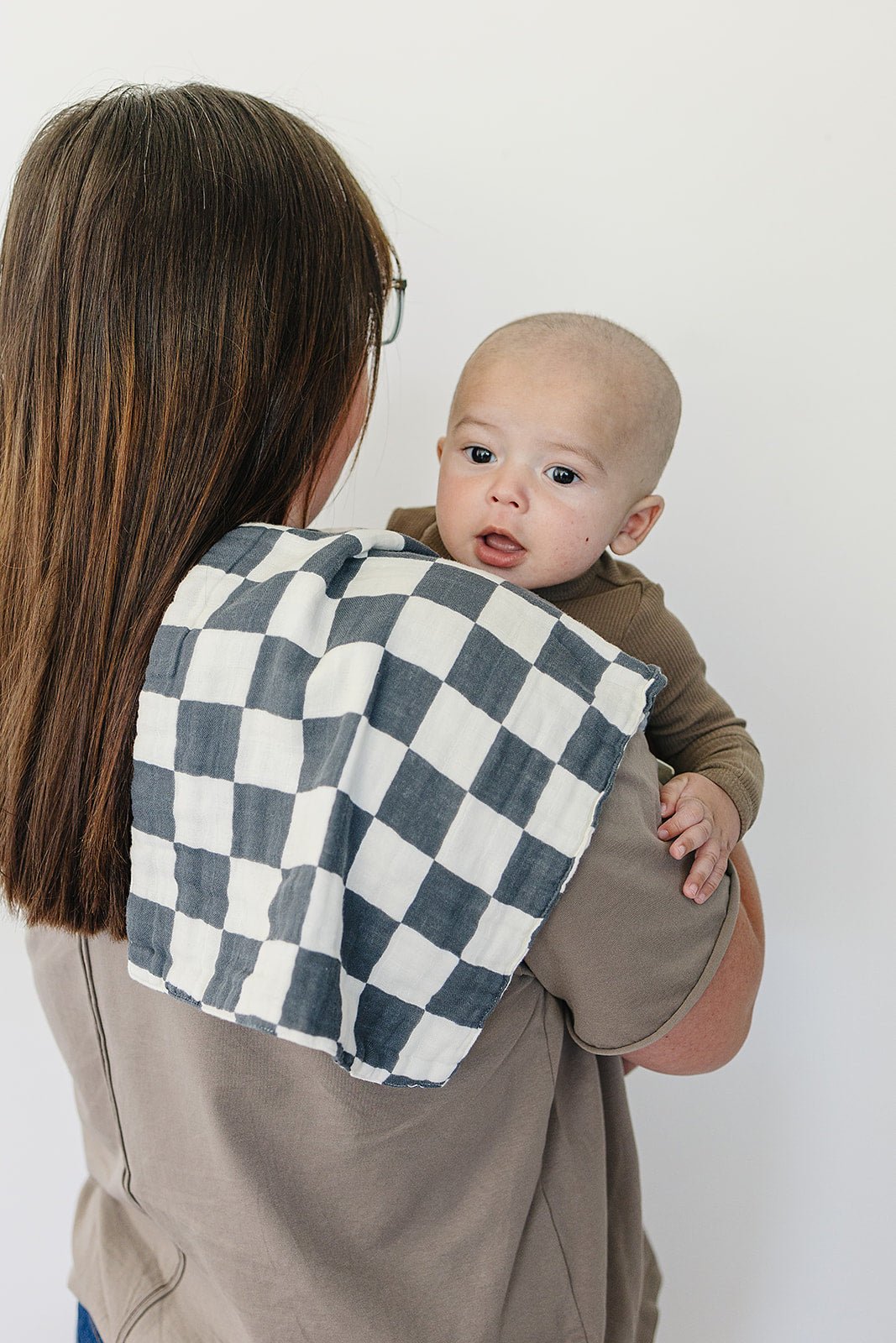 Charcoal Checkered Muslin Burp Cloth - Mack & Harvie