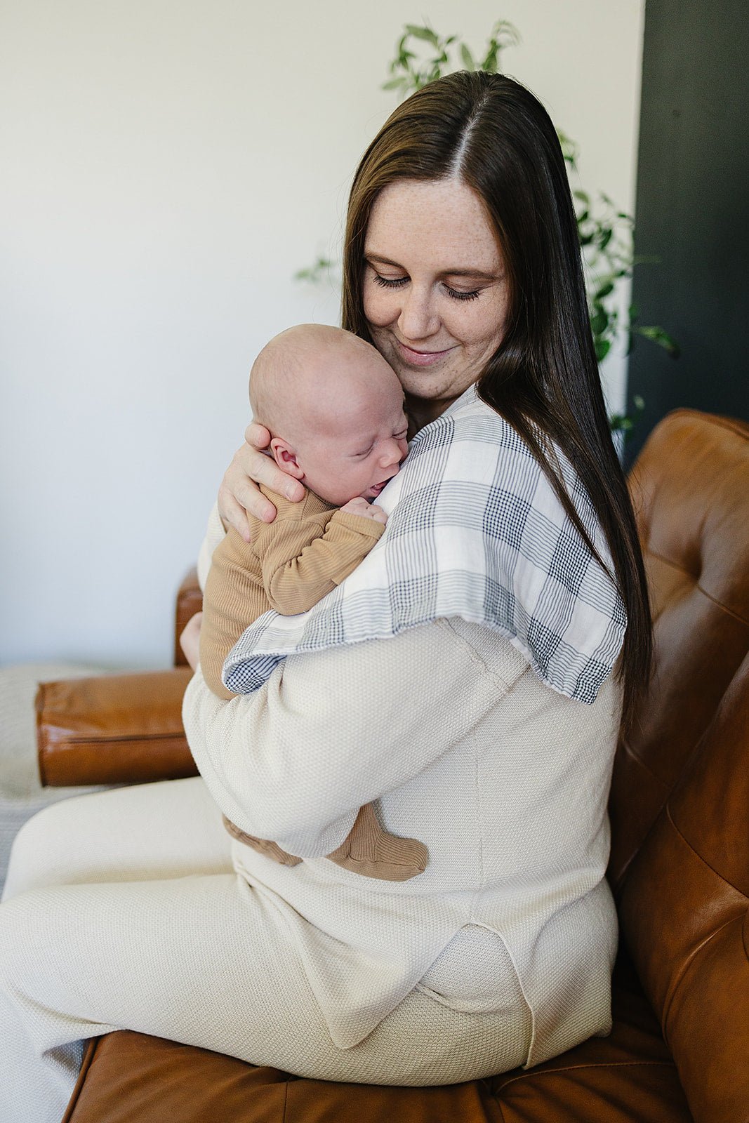 Coastal Plaid Muslin Burp Cloth - Mack & Harvie