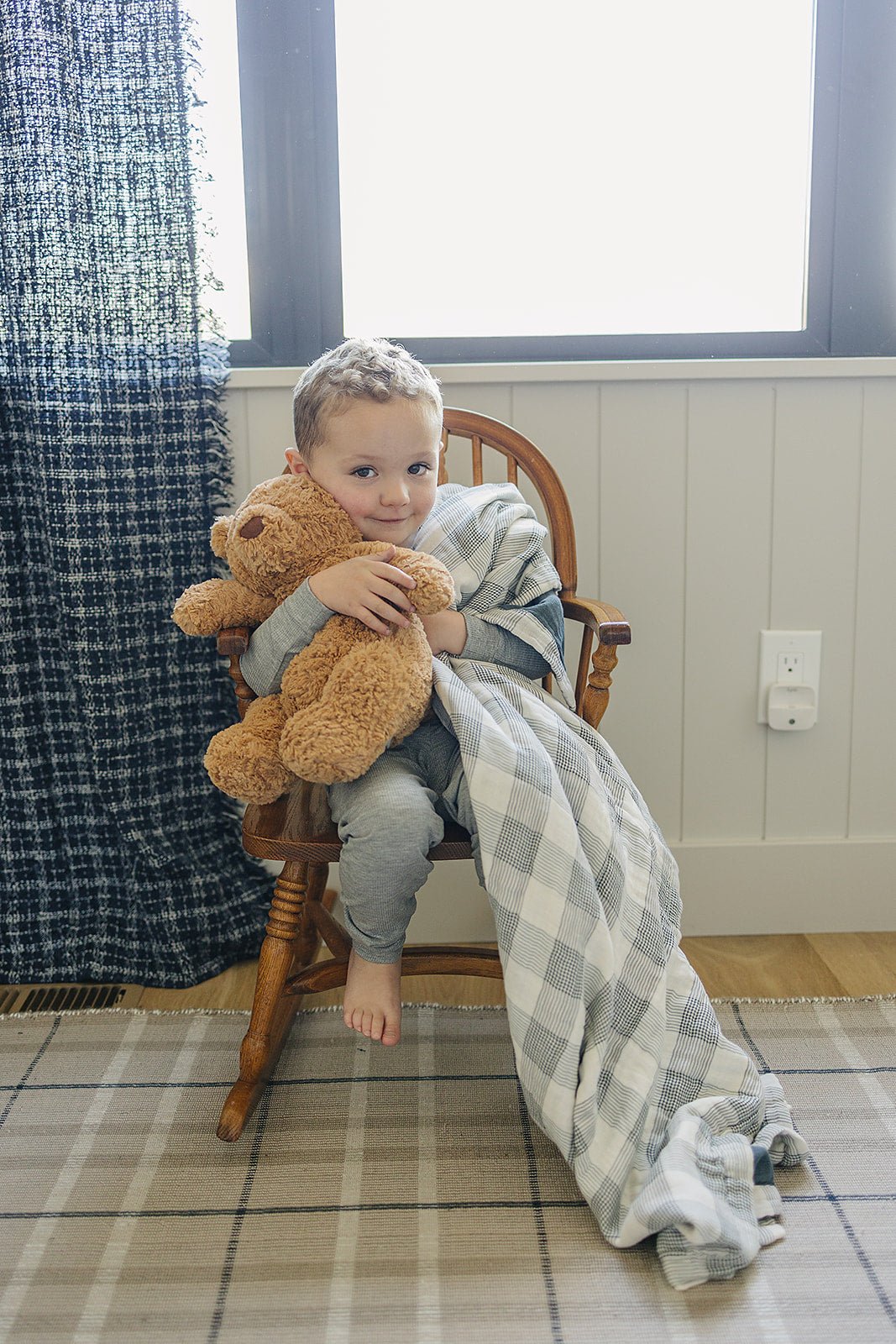 Coastal Plaid + Navy Muslin Quilt - Mack & Harvie