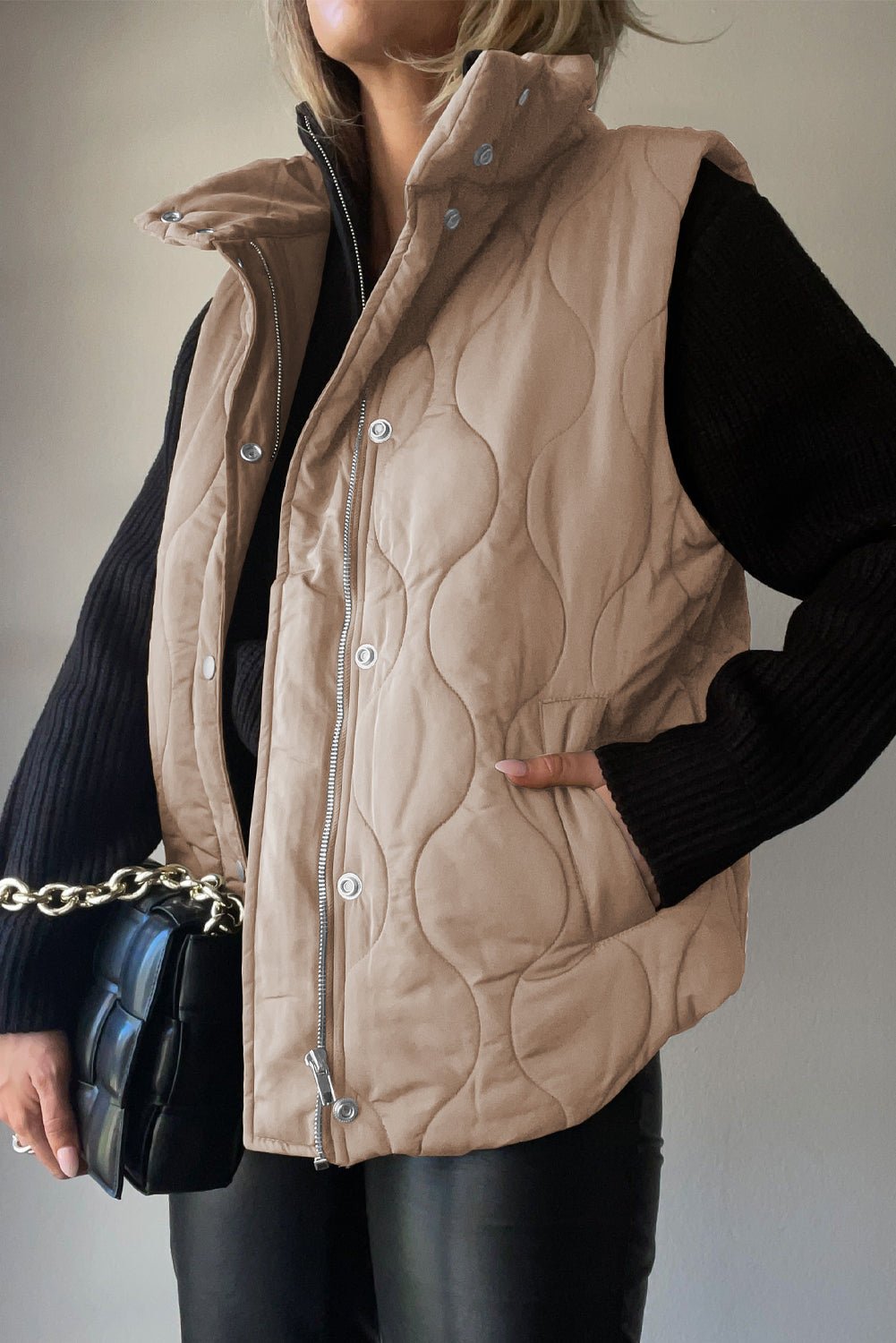 Collared Neck Vest with Pockets - Mack & Harvie