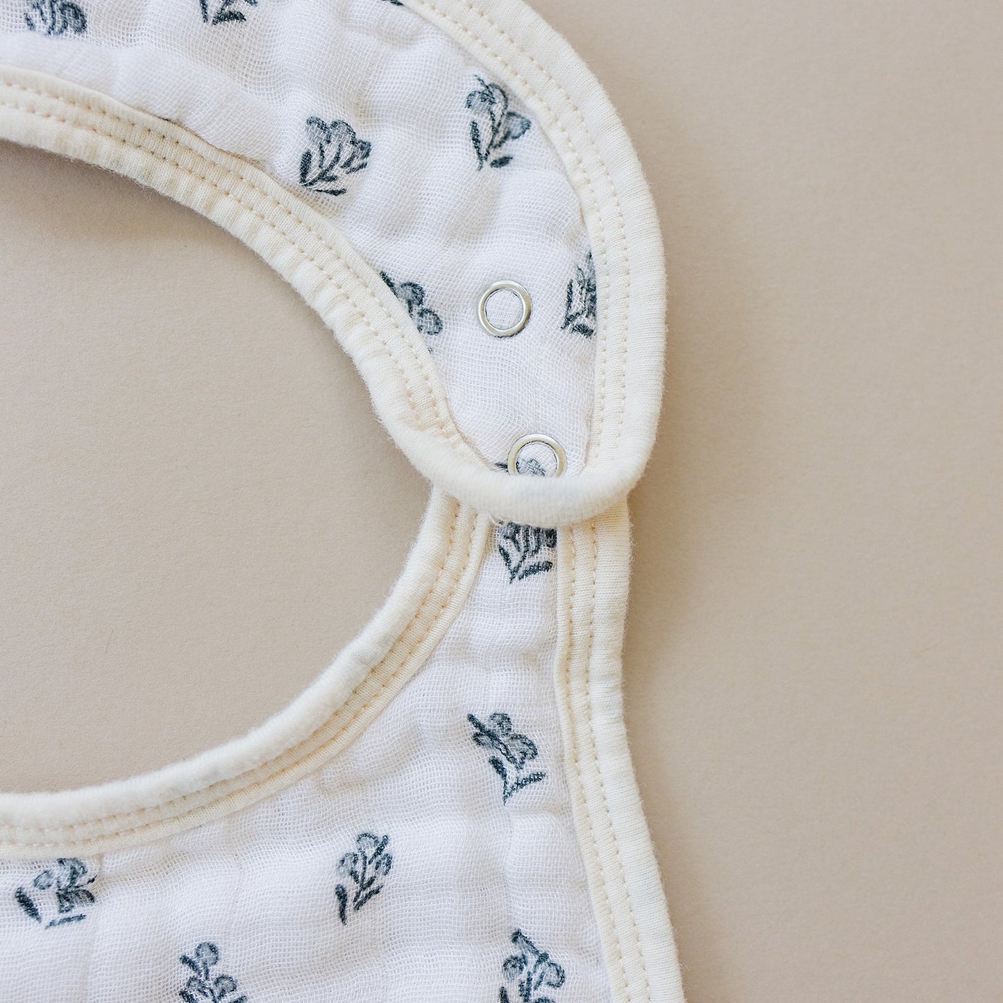 Cream Berry Classic Muslin Bib - Mack & Harvie