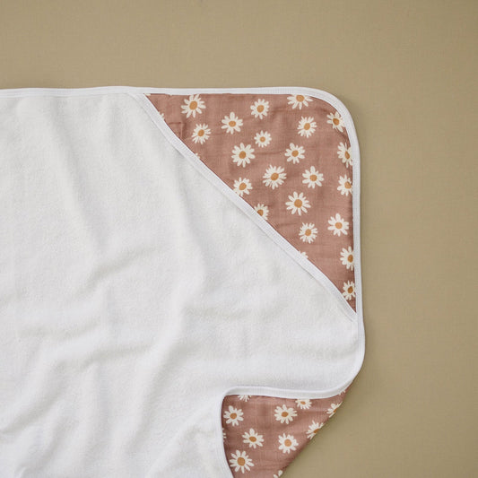 Daisy Dream Muslin Hooded Towel - Mack & Harvie