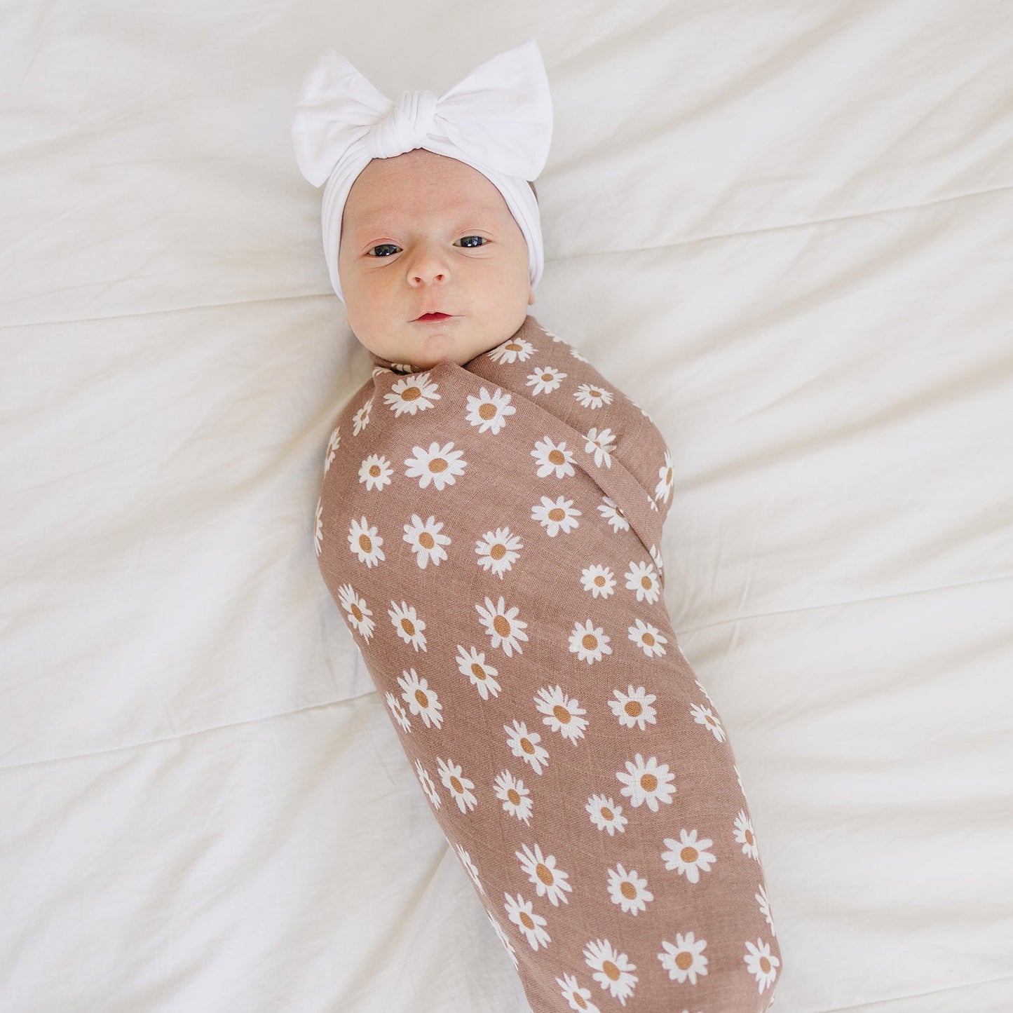 Daisy Dream Muslin Swaddle Blanket - Mack & Harvie