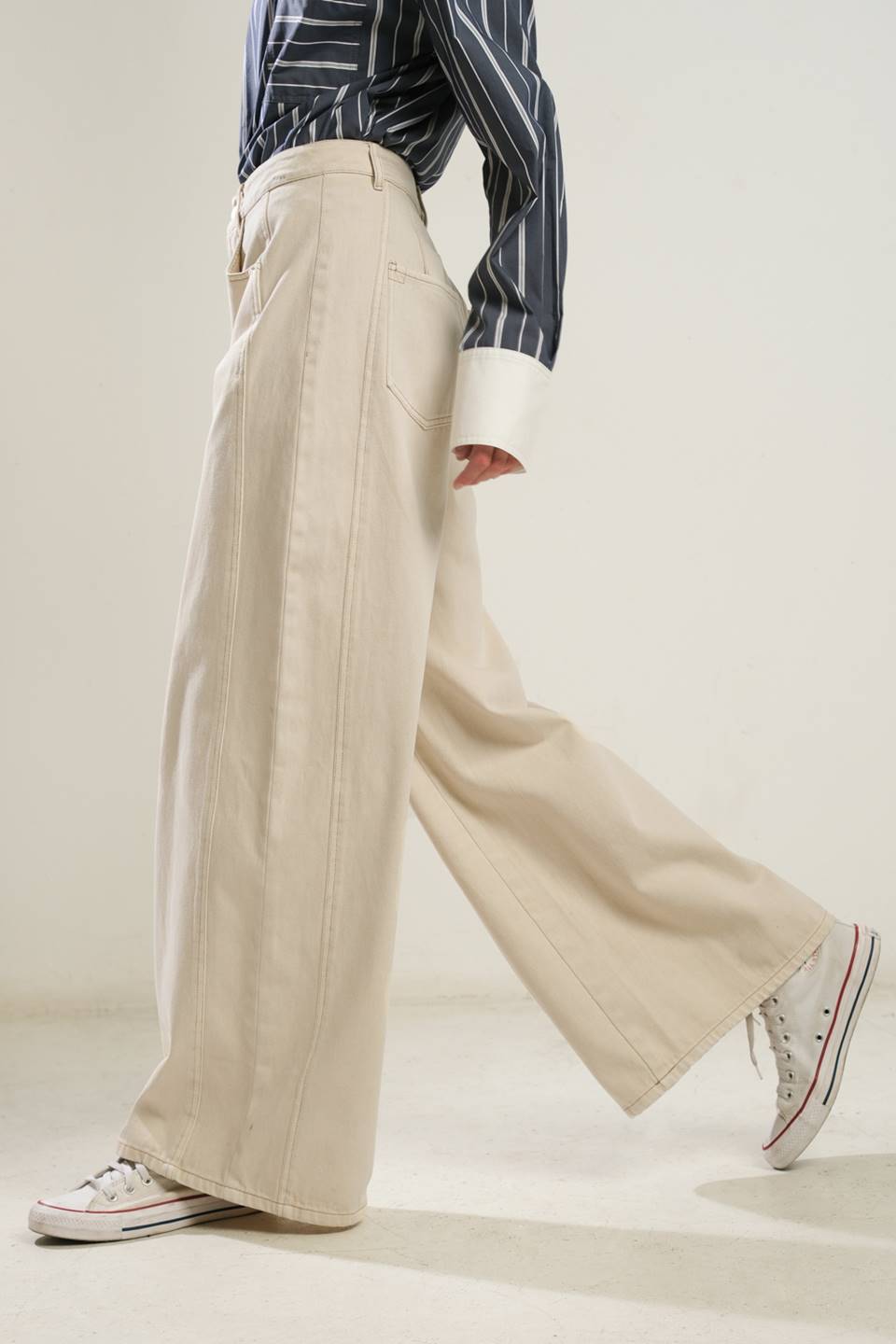 DELICATE HUE WOVEN TWILL PANTS - Mack & Harvie