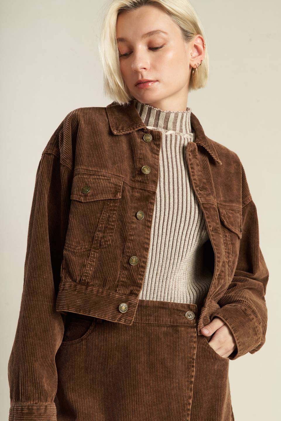 ESCAPING REALITY CORDUROY JACKET - Mack & Harvie