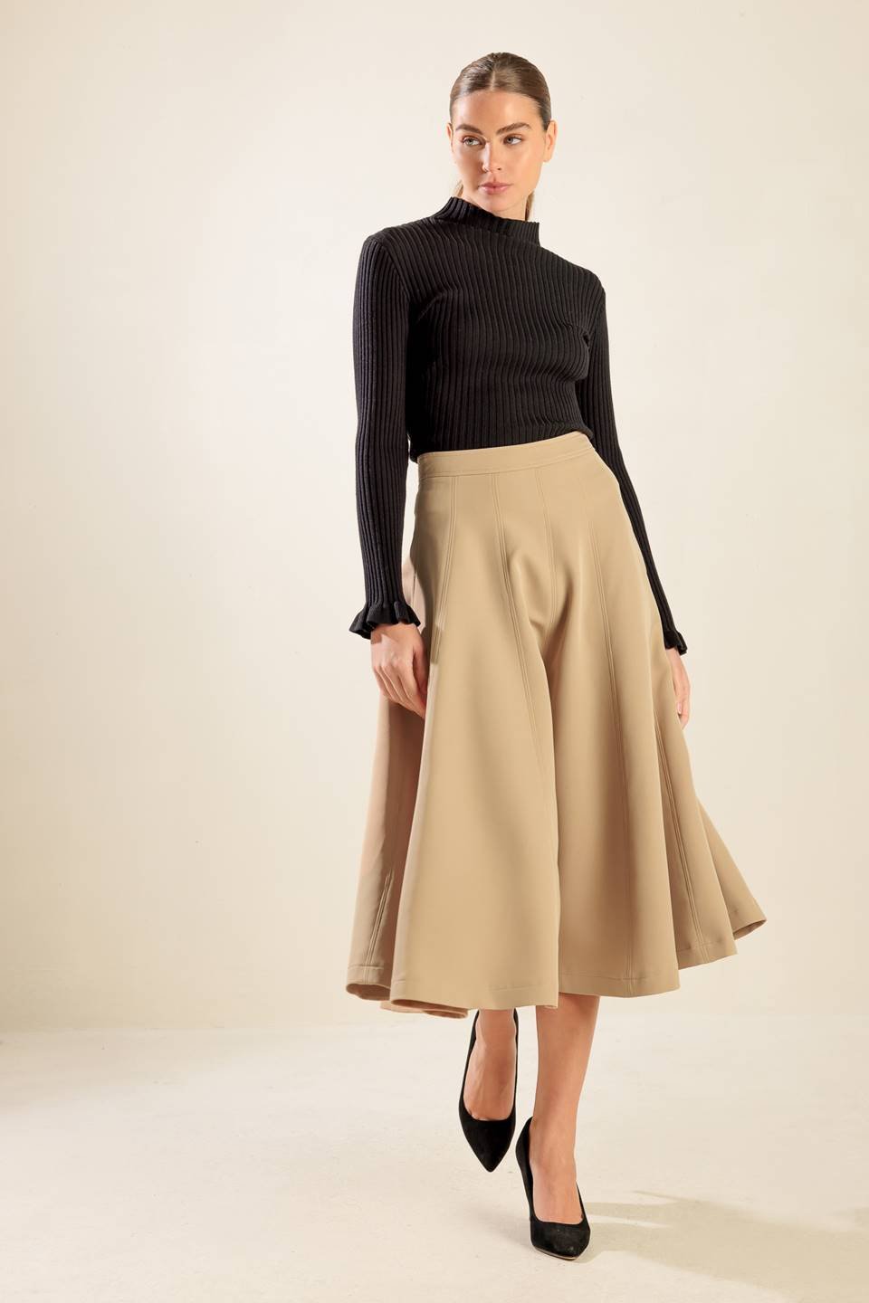 FALLING INTO BLISS WOVEN MIDI SKIRT - Mack & Harvie