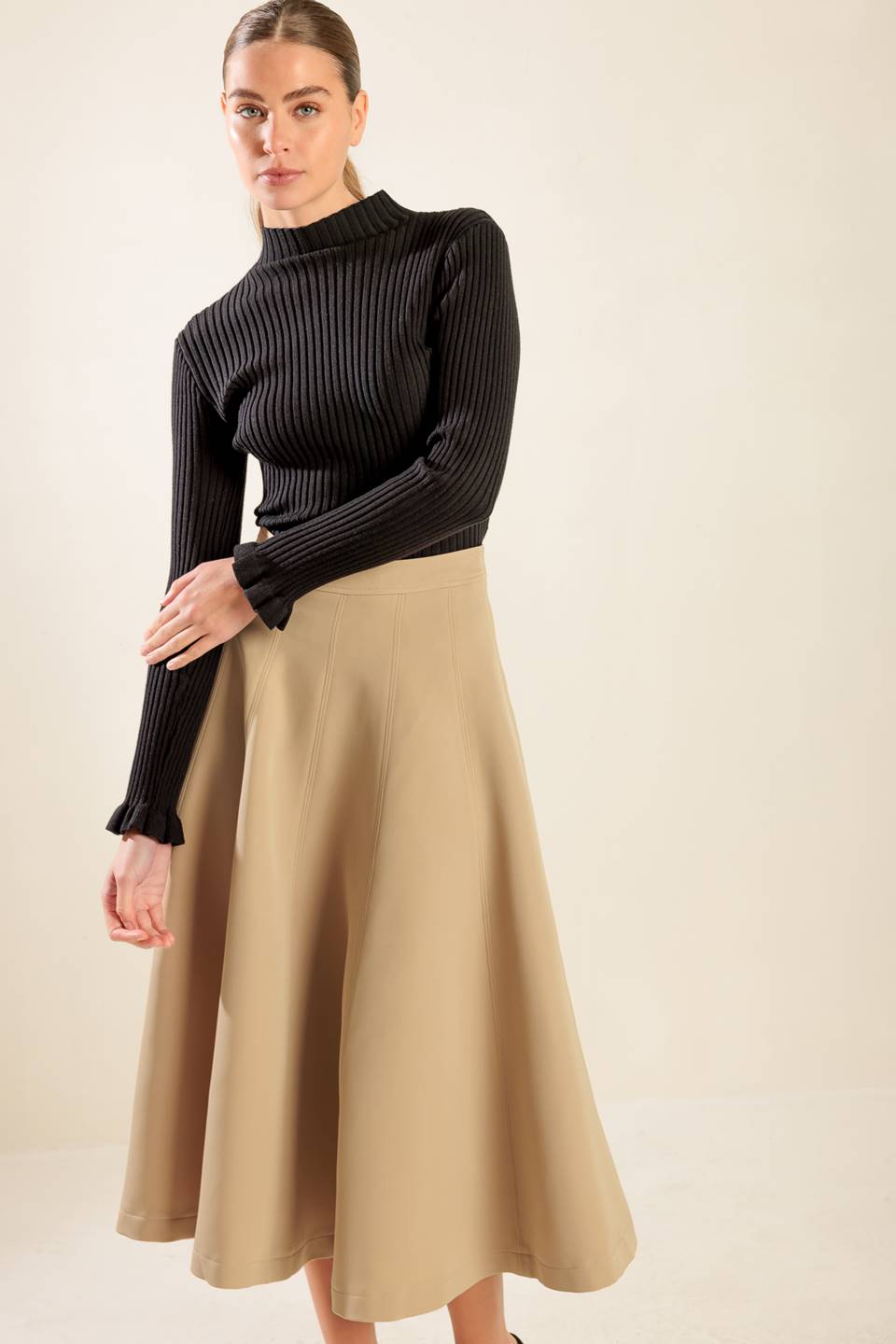 FALLING INTO BLISS WOVEN MIDI SKIRT - Mack & Harvie