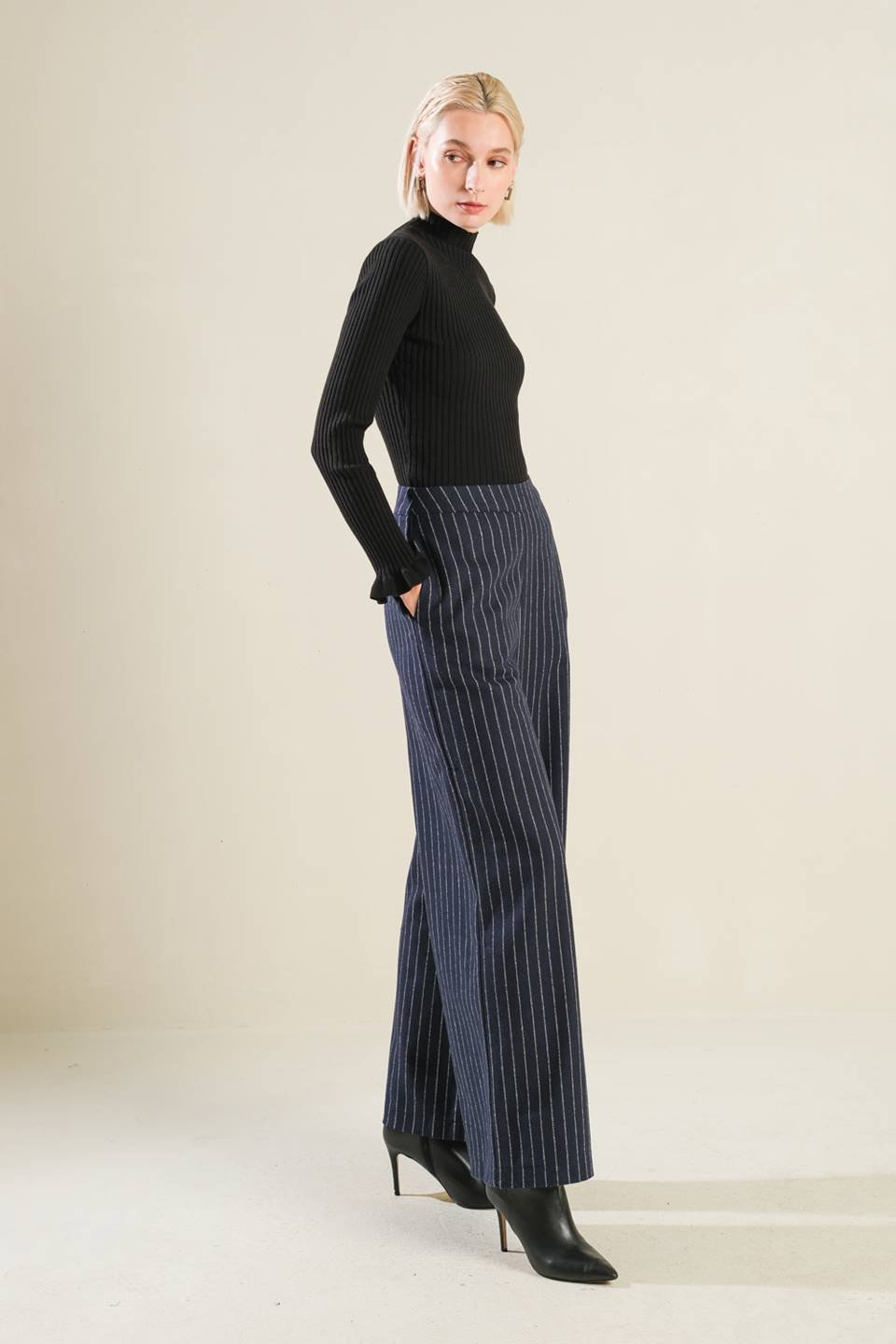 FOREVER CONNECTED WOVEN PANTS - Mack & Harvie