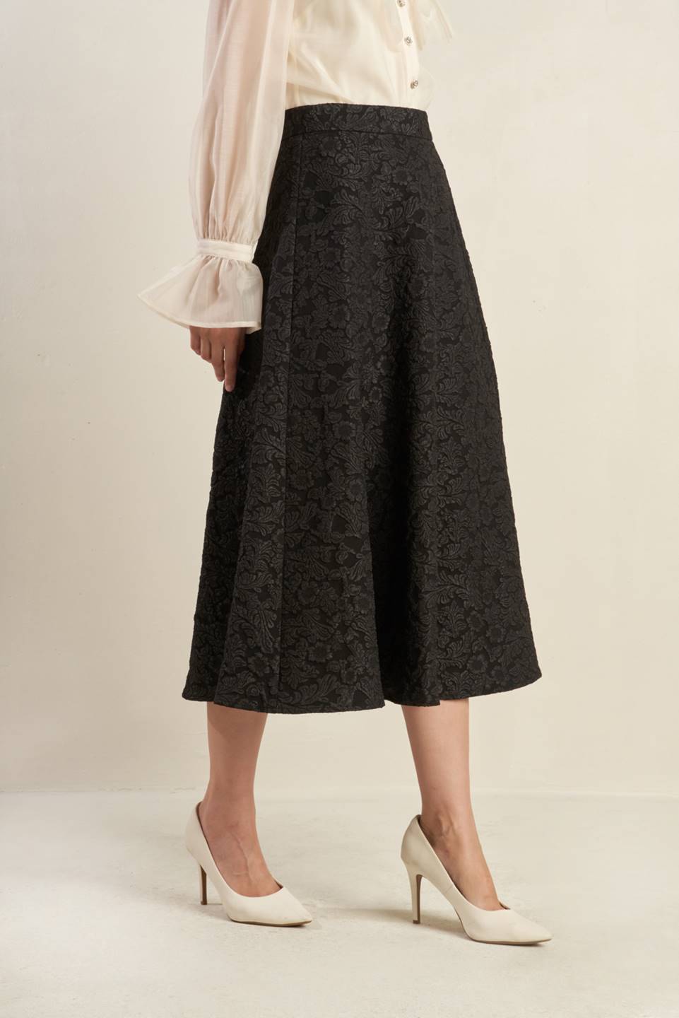 FOREVER DAYDREAMING WOVEN MIDI SKIRT - Mack & Harvie