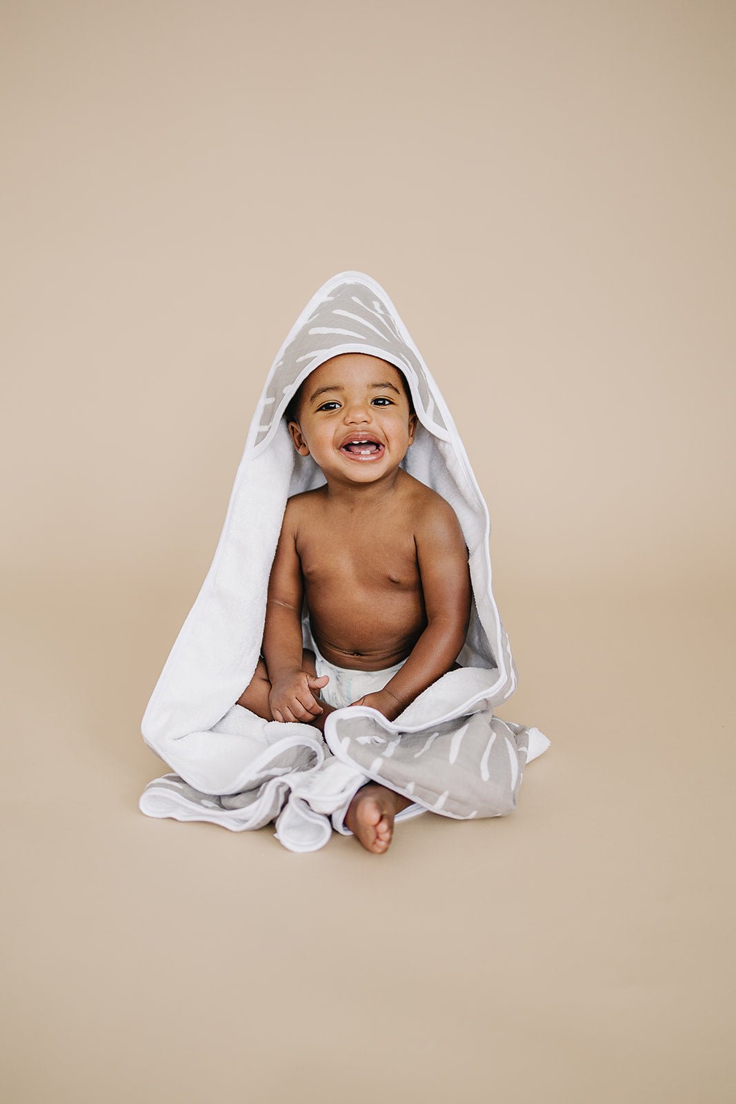 Grey Dash Muslin Hooded Towel - Mack & Harvie