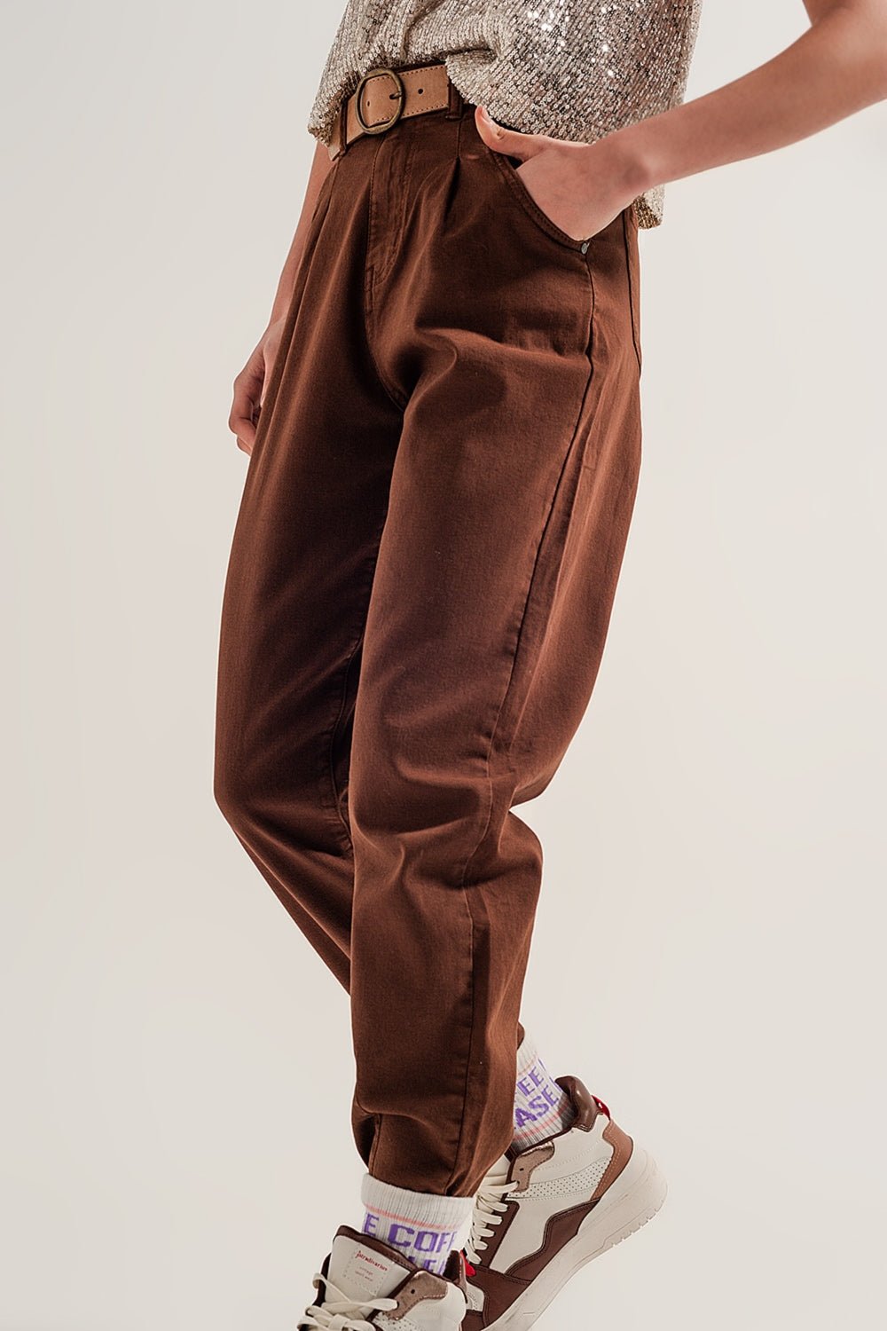 High Rise Mom Jeans With Pleat Front in Brown - Mack & Harvie