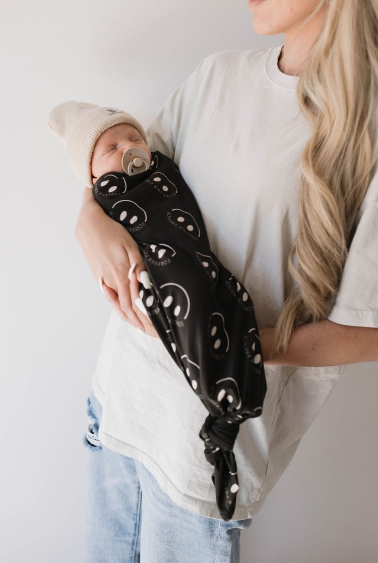 Infant Swaddle | FF Smile Charcoal - Mack & Harvie