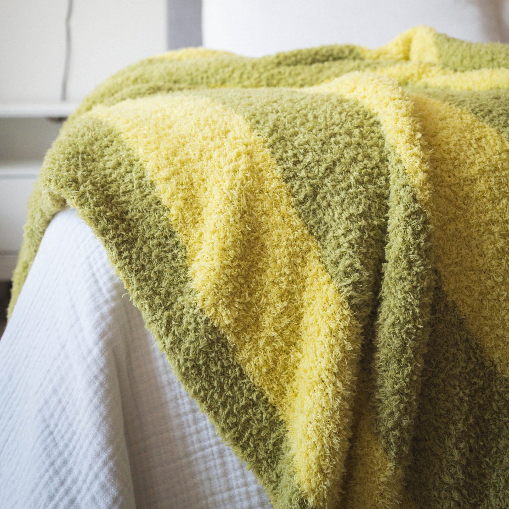 Lemon Lime | XL Plush Blanket - Mack & Harvie