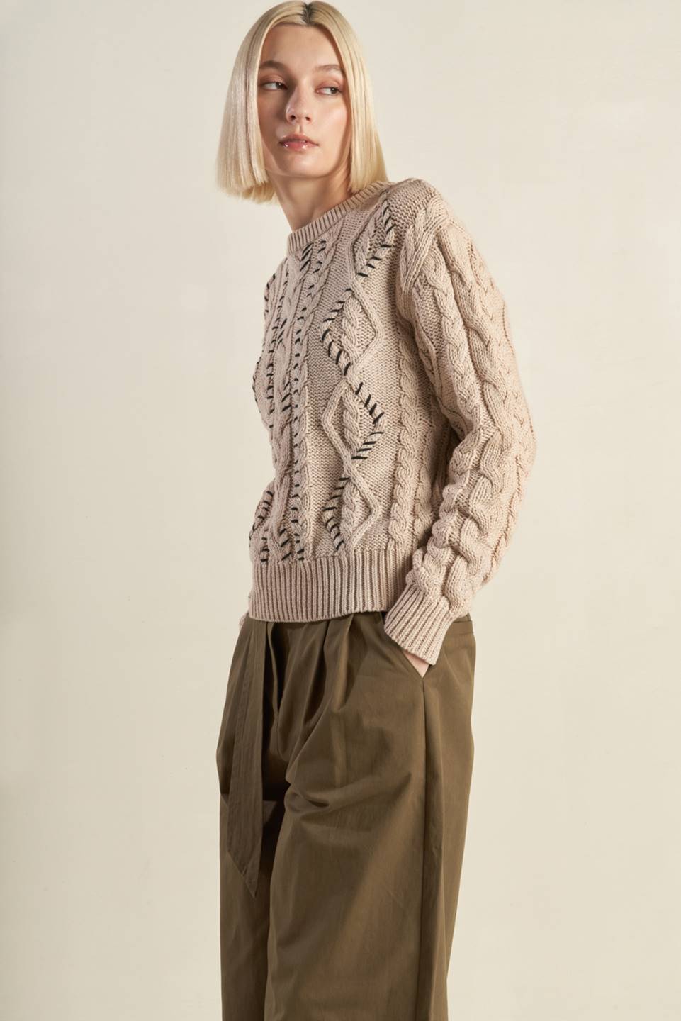 LITTLE BIT IN LOVE SWEATER KNIT TOP - Mack & Harvie