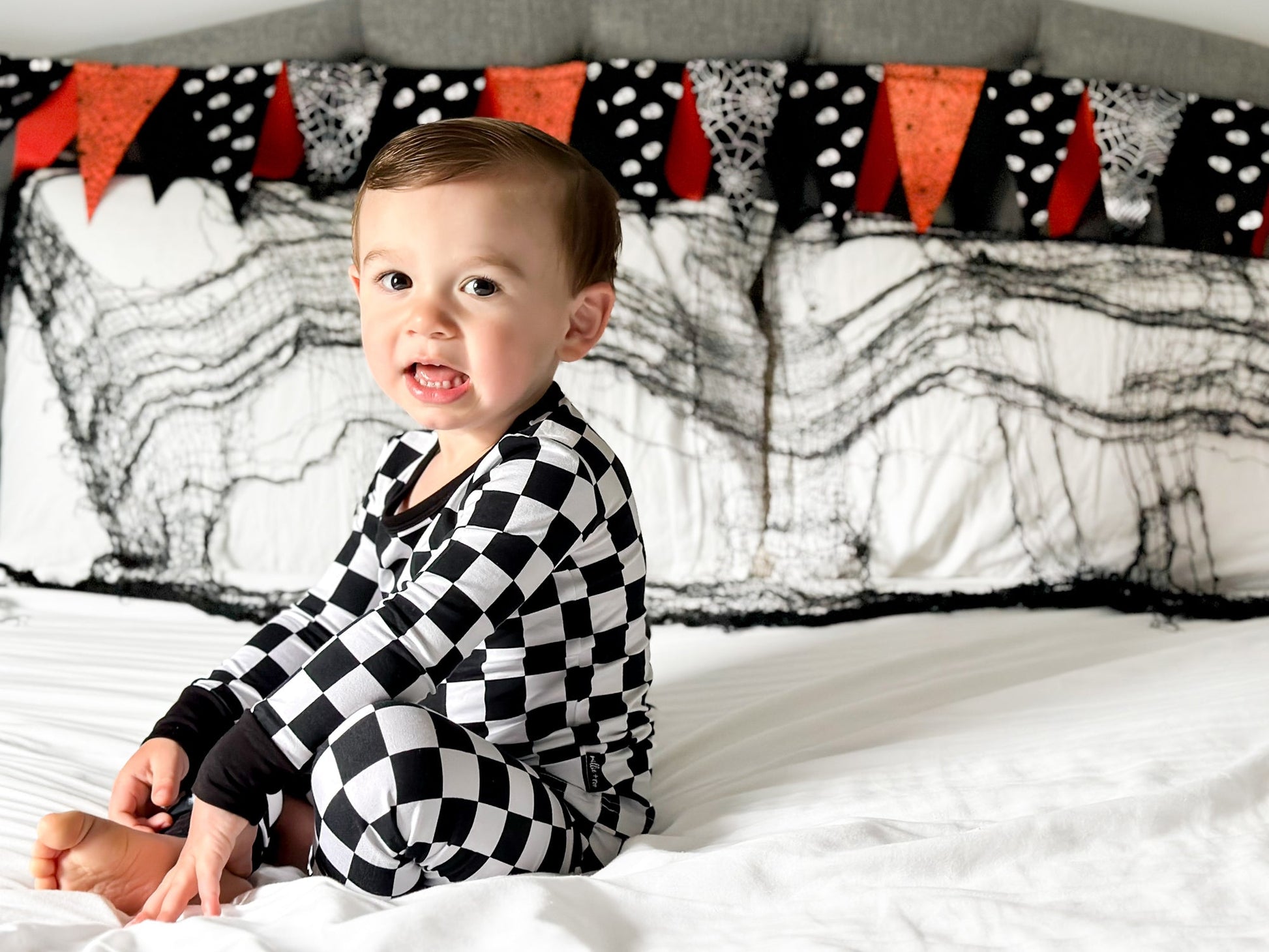 LONG SLEEVE 2 PIECE SETS - B+W Check - Mack & Harvie