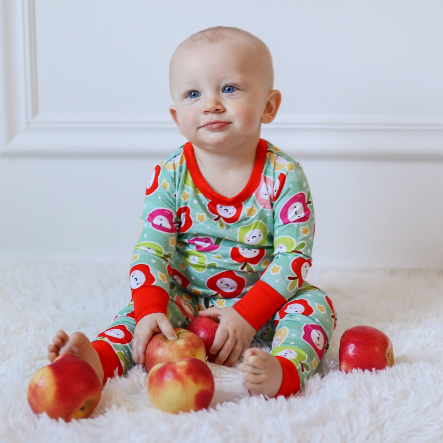 LONG SLEEVE 2 PIECE SETS - Kawaii Apple - Mack & Harvie