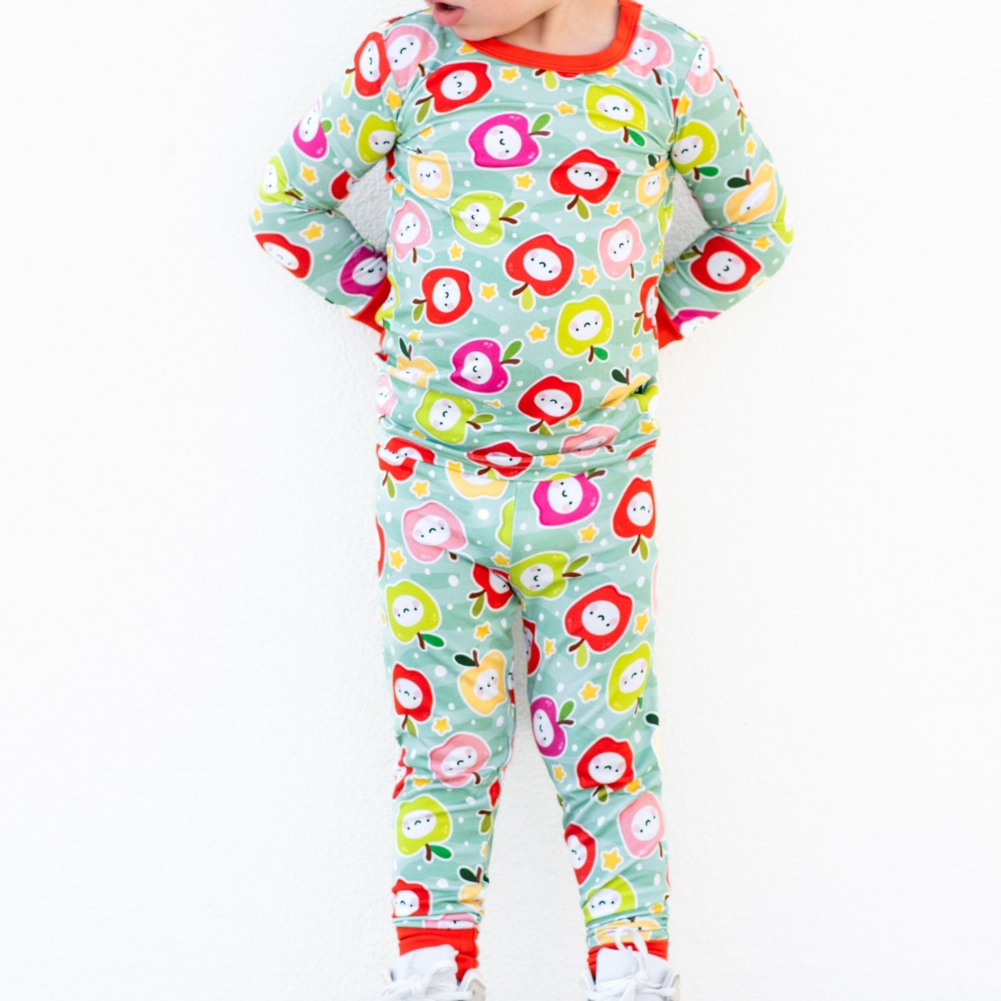 LONG SLEEVE 2 PIECE SETS - Kawaii Apple - Mack & Harvie