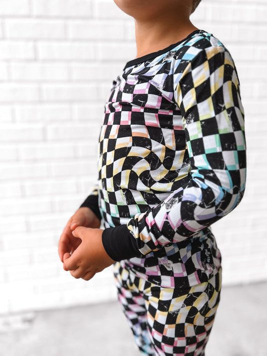 LONG SLEEVE 2 PIECE SETS - Neon Dizzy Check - Mack & Harvie