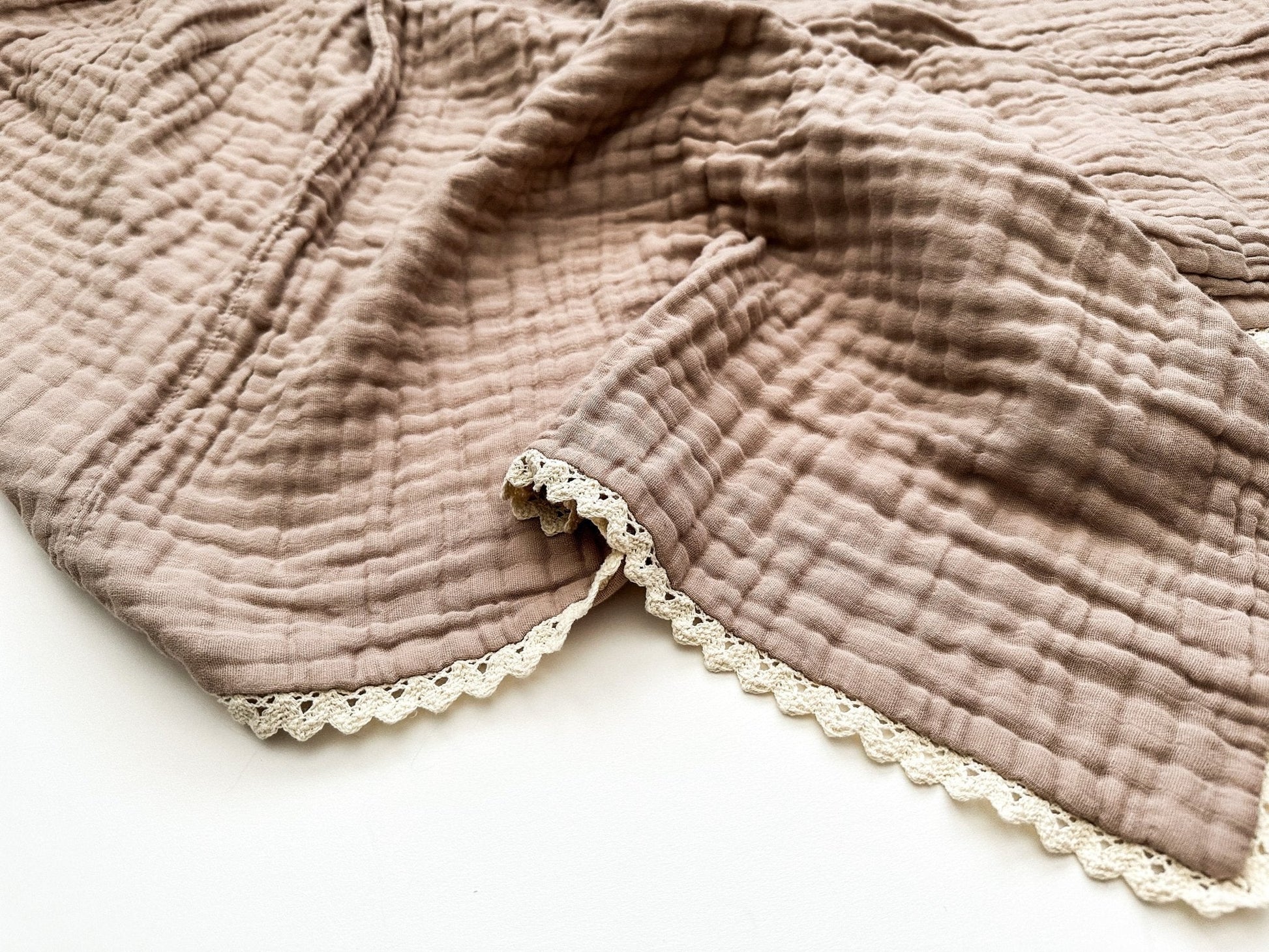 Muslin 6 - Layer Blanket - Mocha Lace - Mack & Harvie