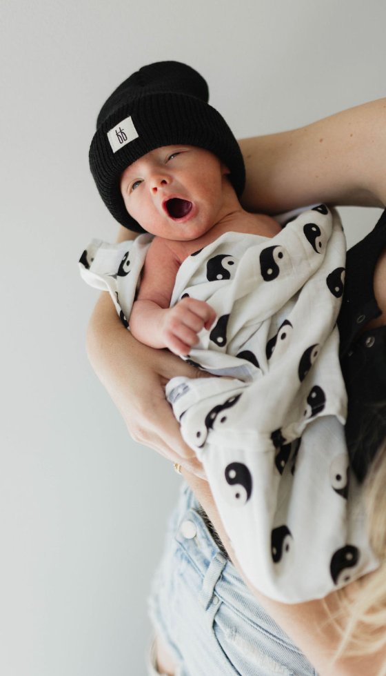 Muslin Swaddle | Black & White Yin Yang - Mack & Harvie