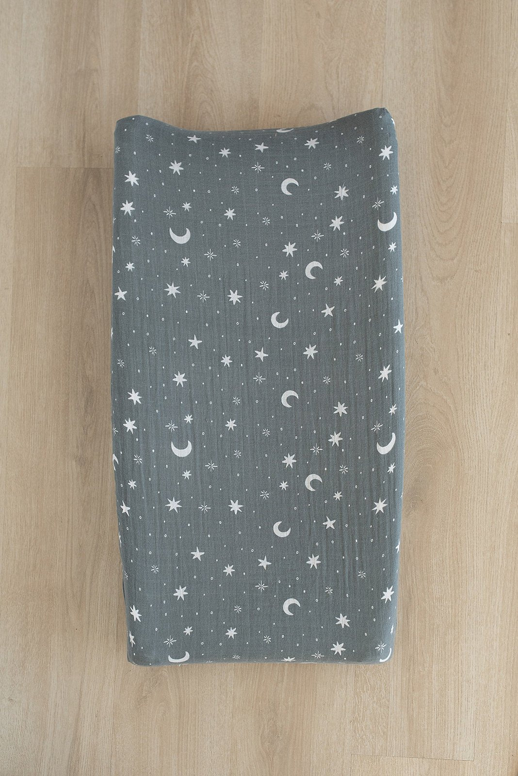 Night Sky Muslin Changing Pad Cover - Mack & Harvie