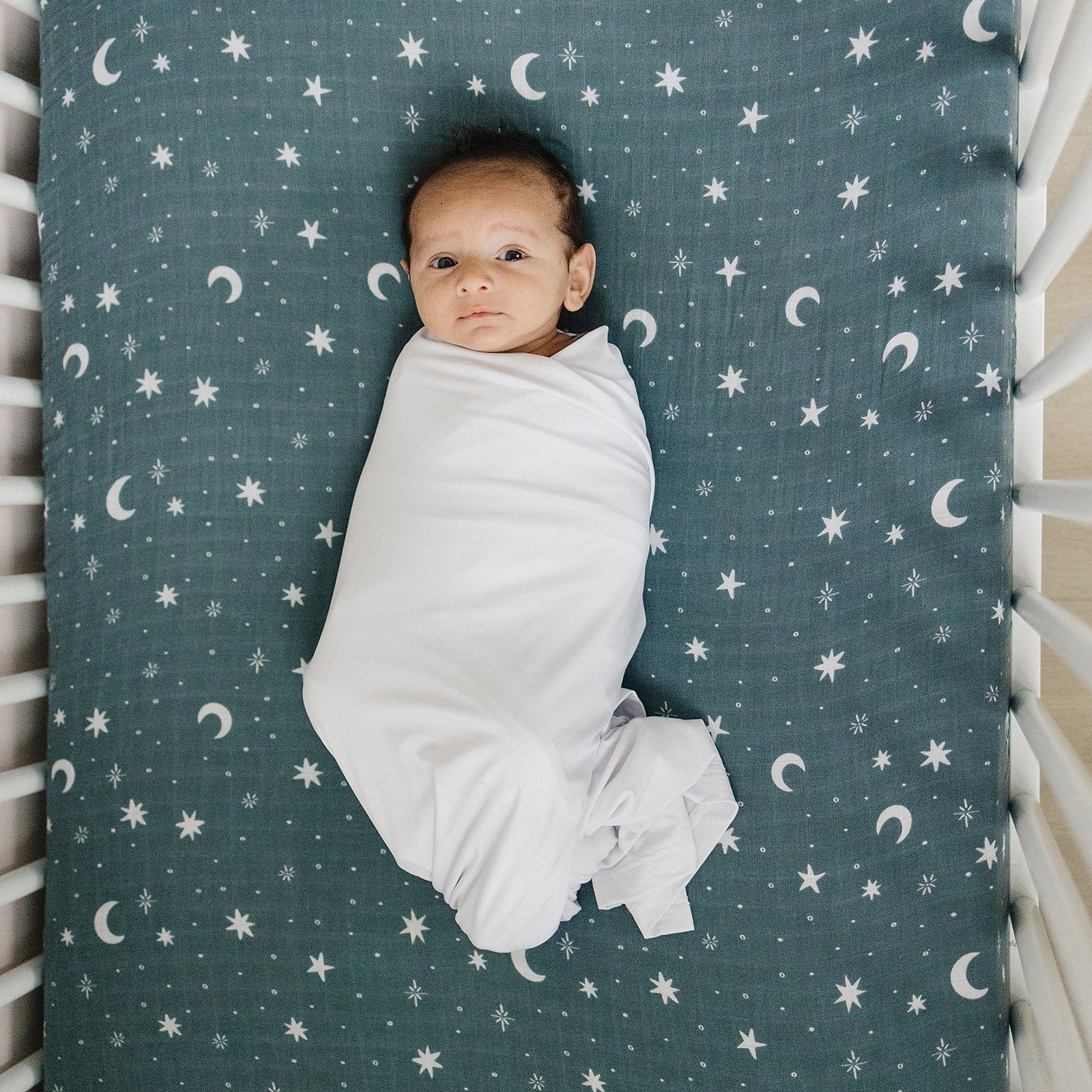 Night Sky Muslin Crib Sheet - Mack & Harvie