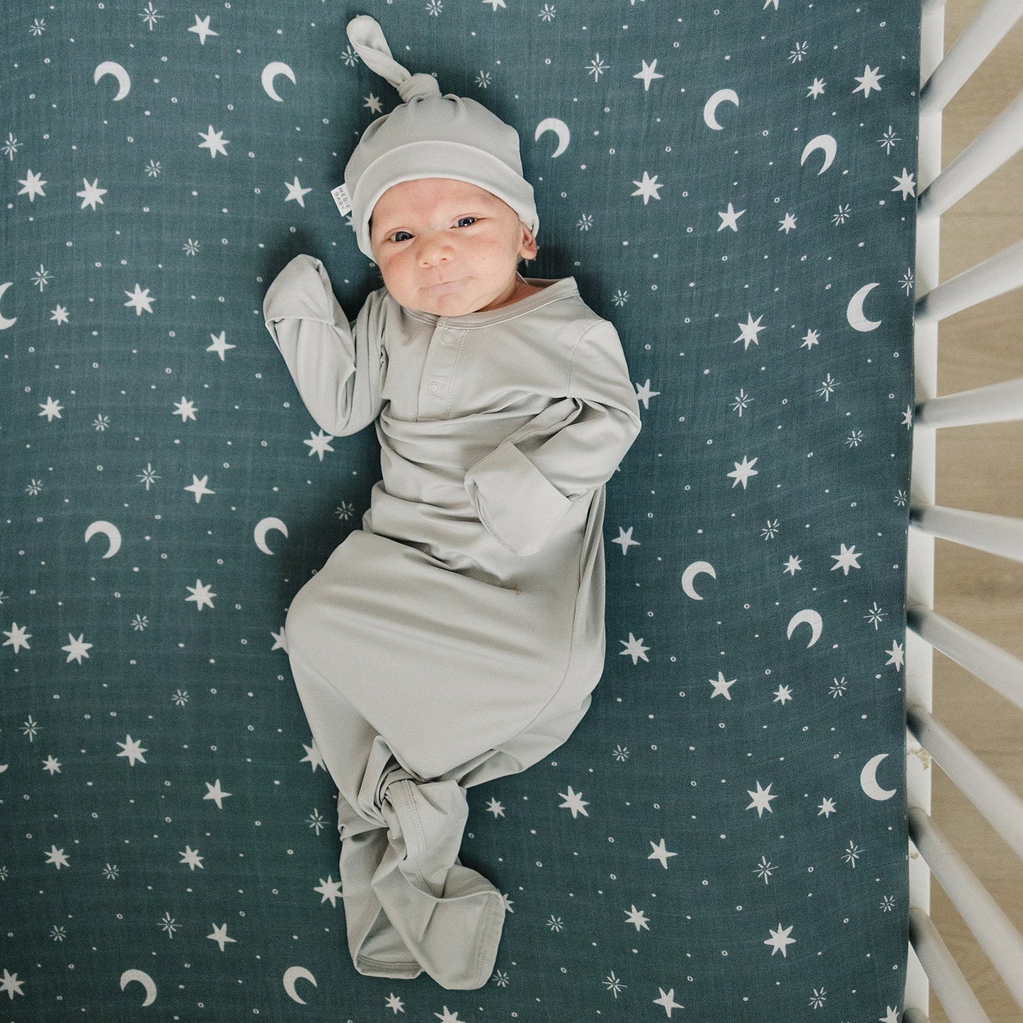 Night Sky Muslin Crib Sheet - Mack & Harvie