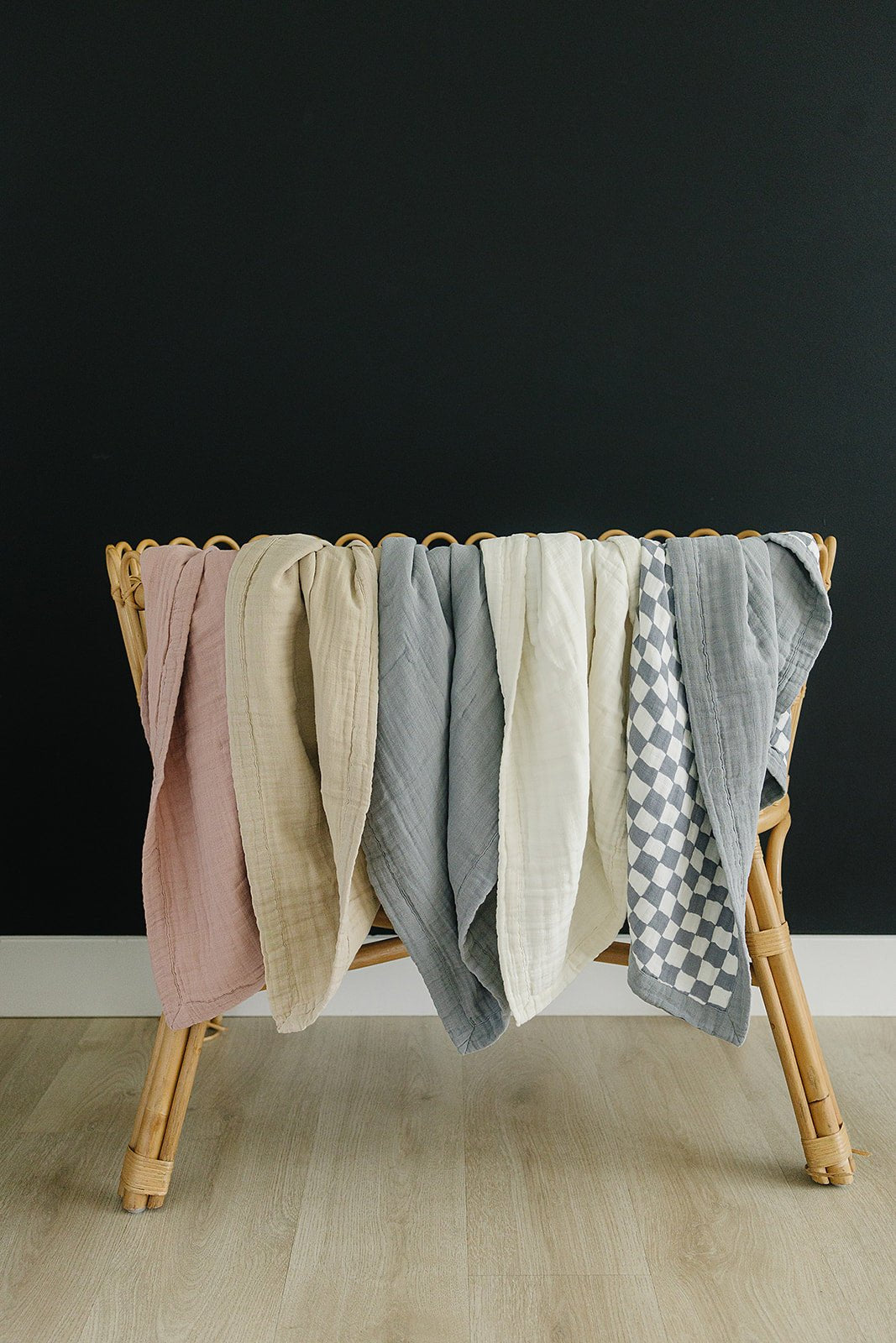 Oatmeal Muslin Quilt - Mack & Harvie