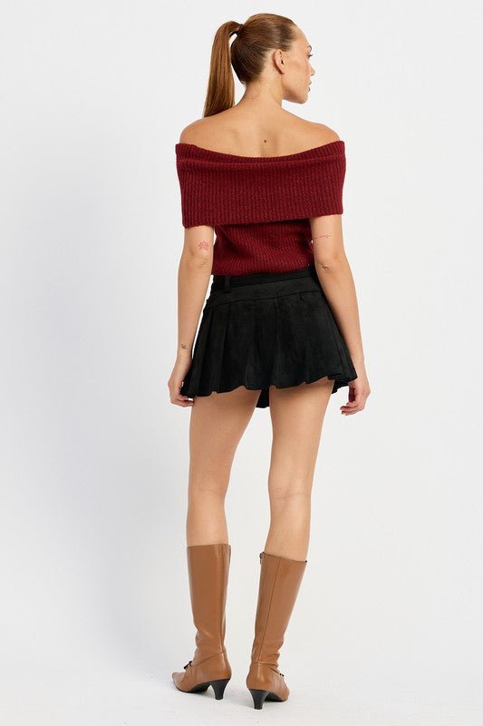 PLEATED SUEDE SKORT WITH BELT - Mack & Harvie