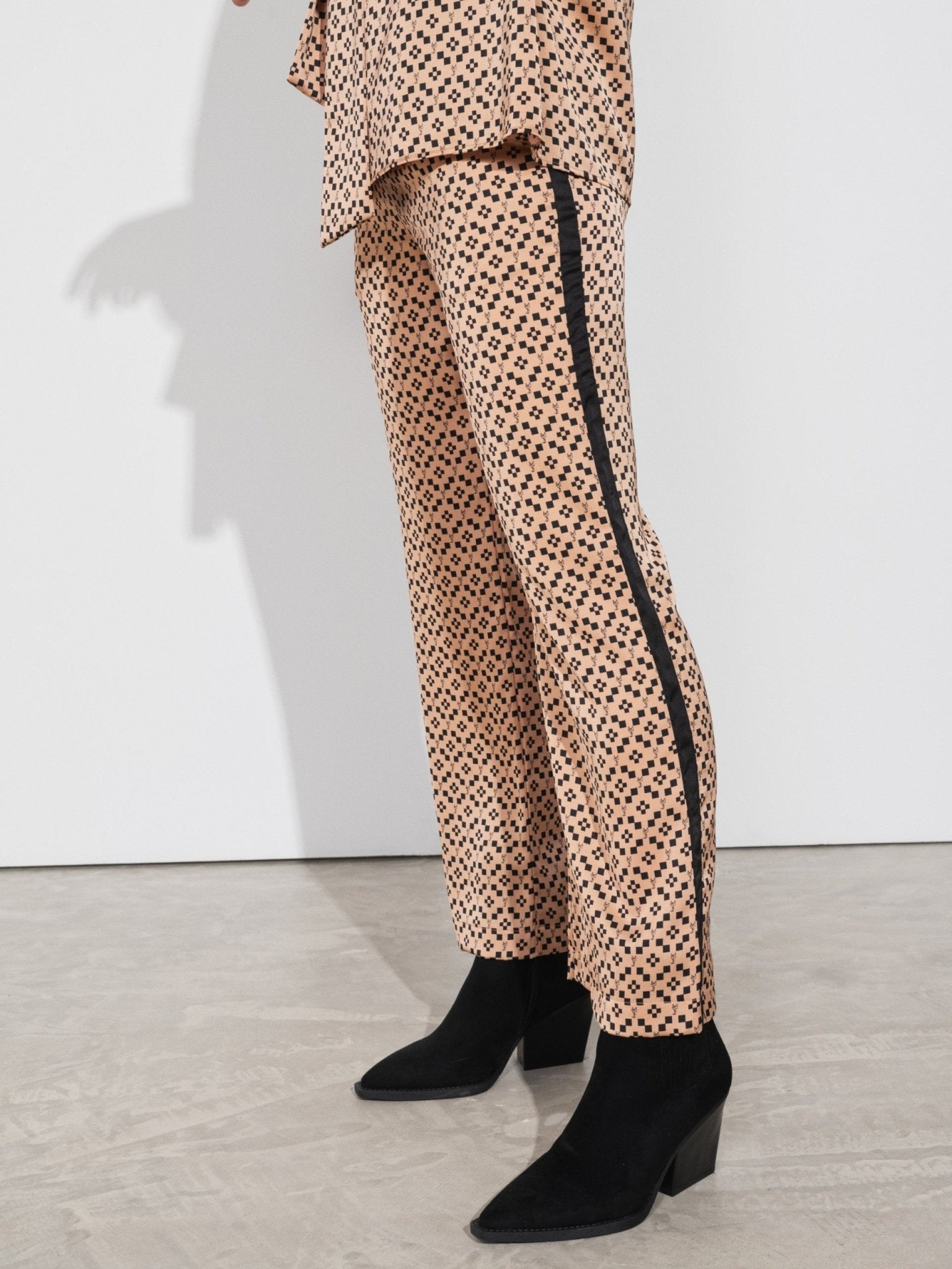 Printed Satin Pants - Mack & Harvie