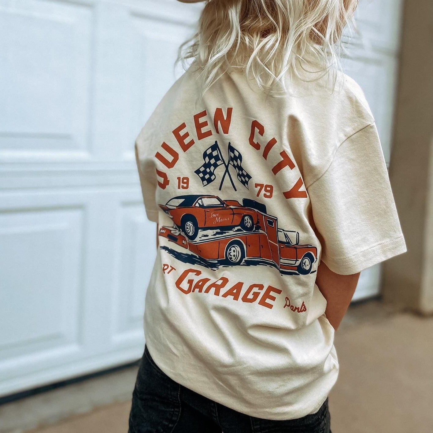 QUEEN CITY GARAGE TEE - VINTAGE CREAM - Mack & Harvie