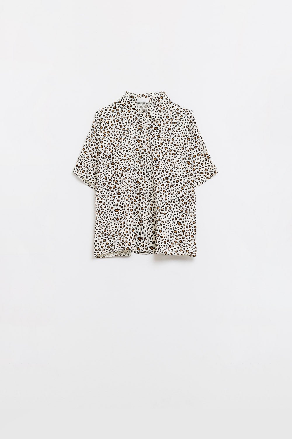 Relaxed Oversized Leopard Print Short Sleeves Shirt - Mack & Harvie